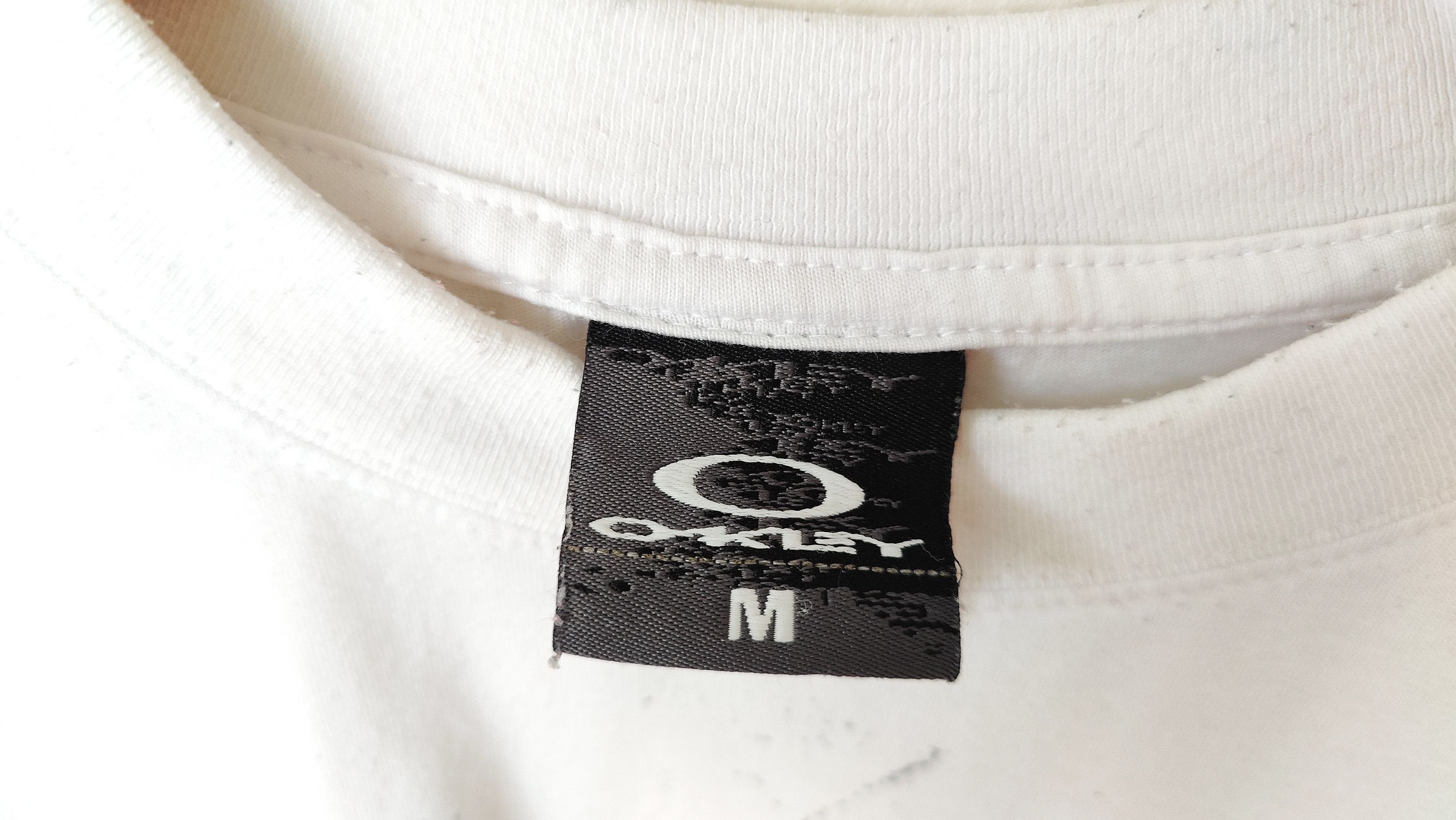Oakley × Vintage VTG Oakley Graffiti 75 Y2K Vintage Longsleeve Tshirt Size US M / EU 48-50 / 2 - 4 Thumbnail
