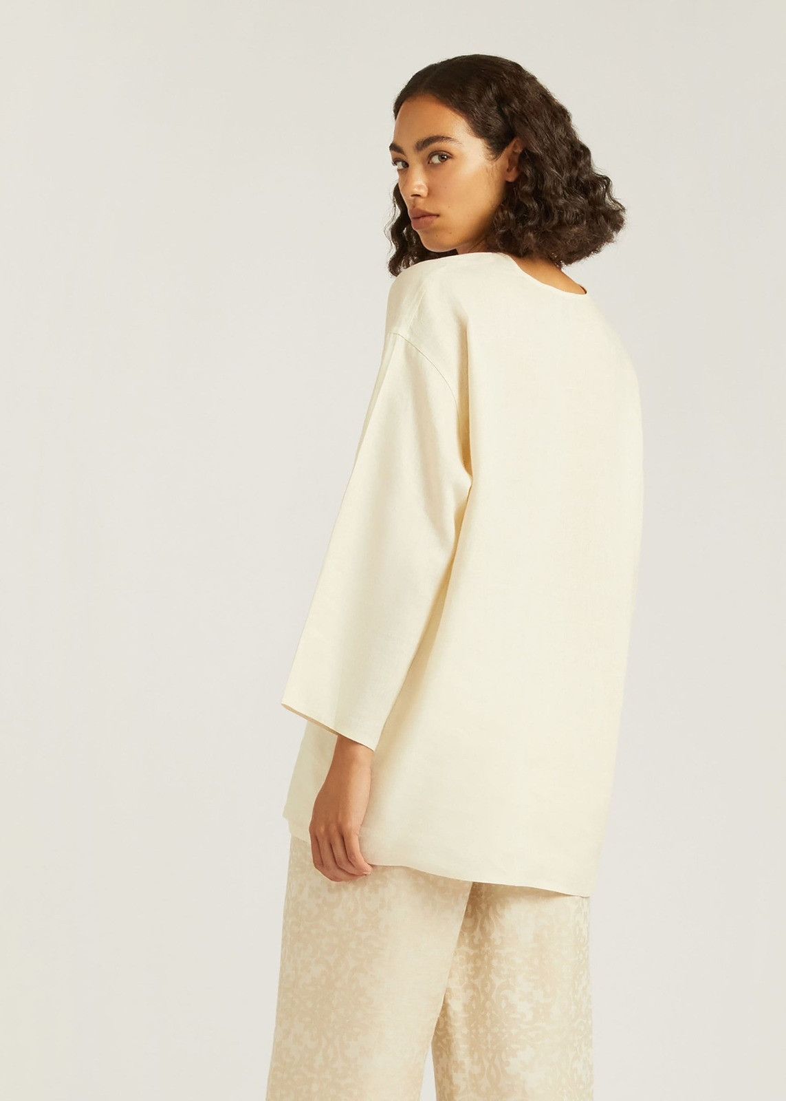 Loro Piana o1srvl11e1224 Delhia Solaire Blouse in Ivory Size M / US 6-8 / IT 42-44 - 3 Thumbnail