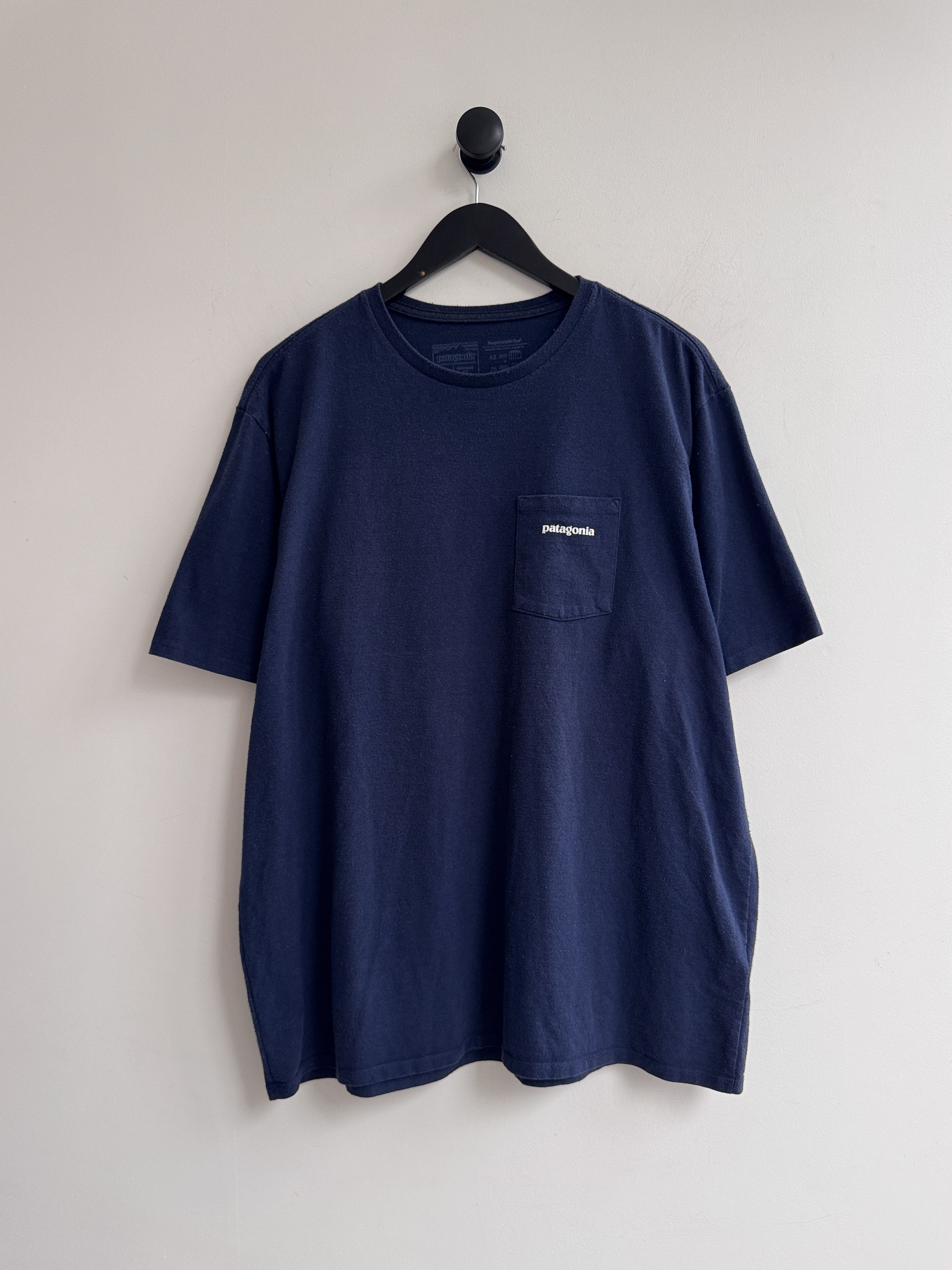Patagonia Patagonia Logo T Shirt Size US L / EU 52-54 / 3 - 2 Thumbnail