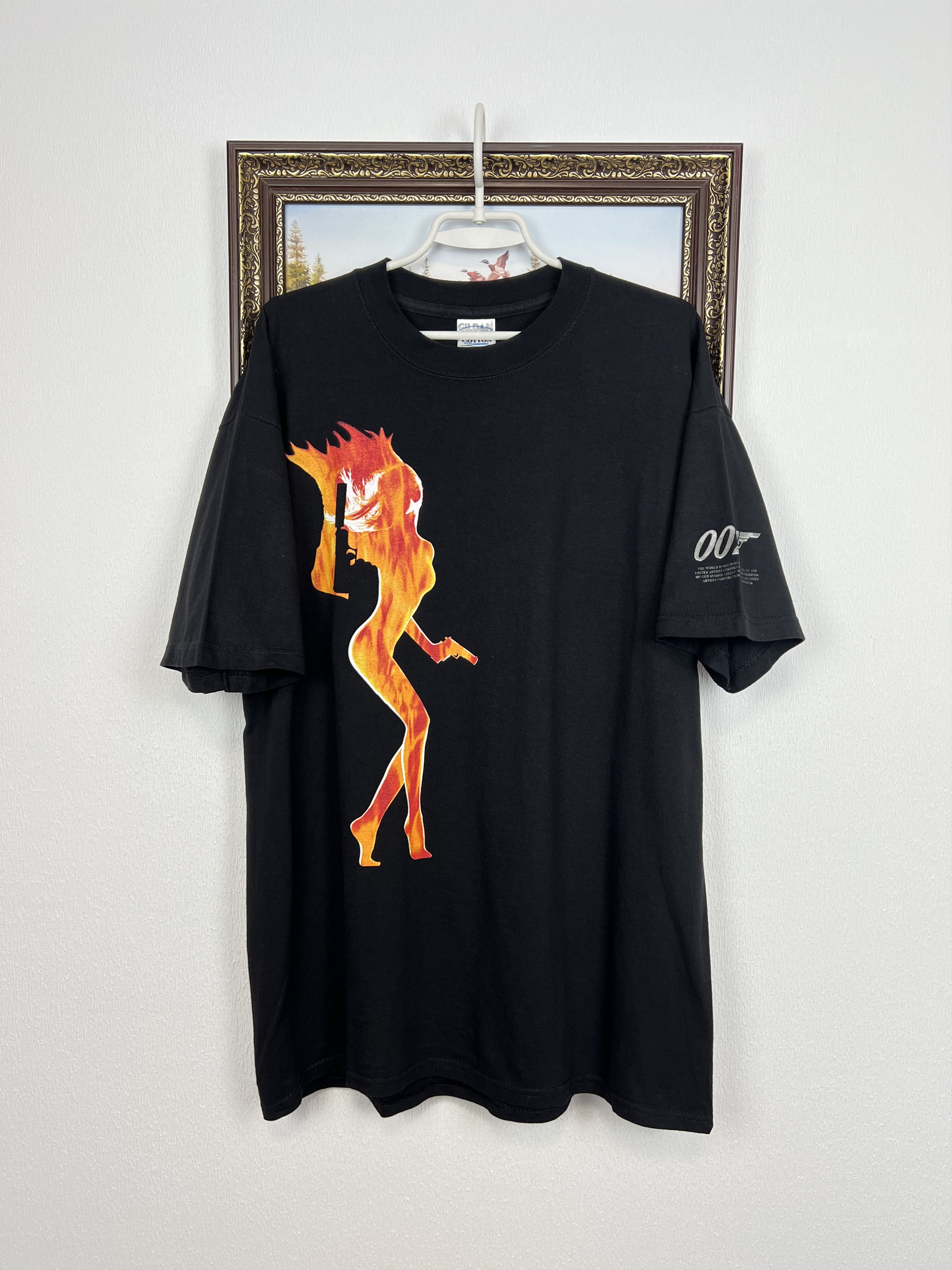 007 The World Is Not Enough Tシャツ M 90s Vintage 90s James Bond 007 The World Is Not Enough Movie