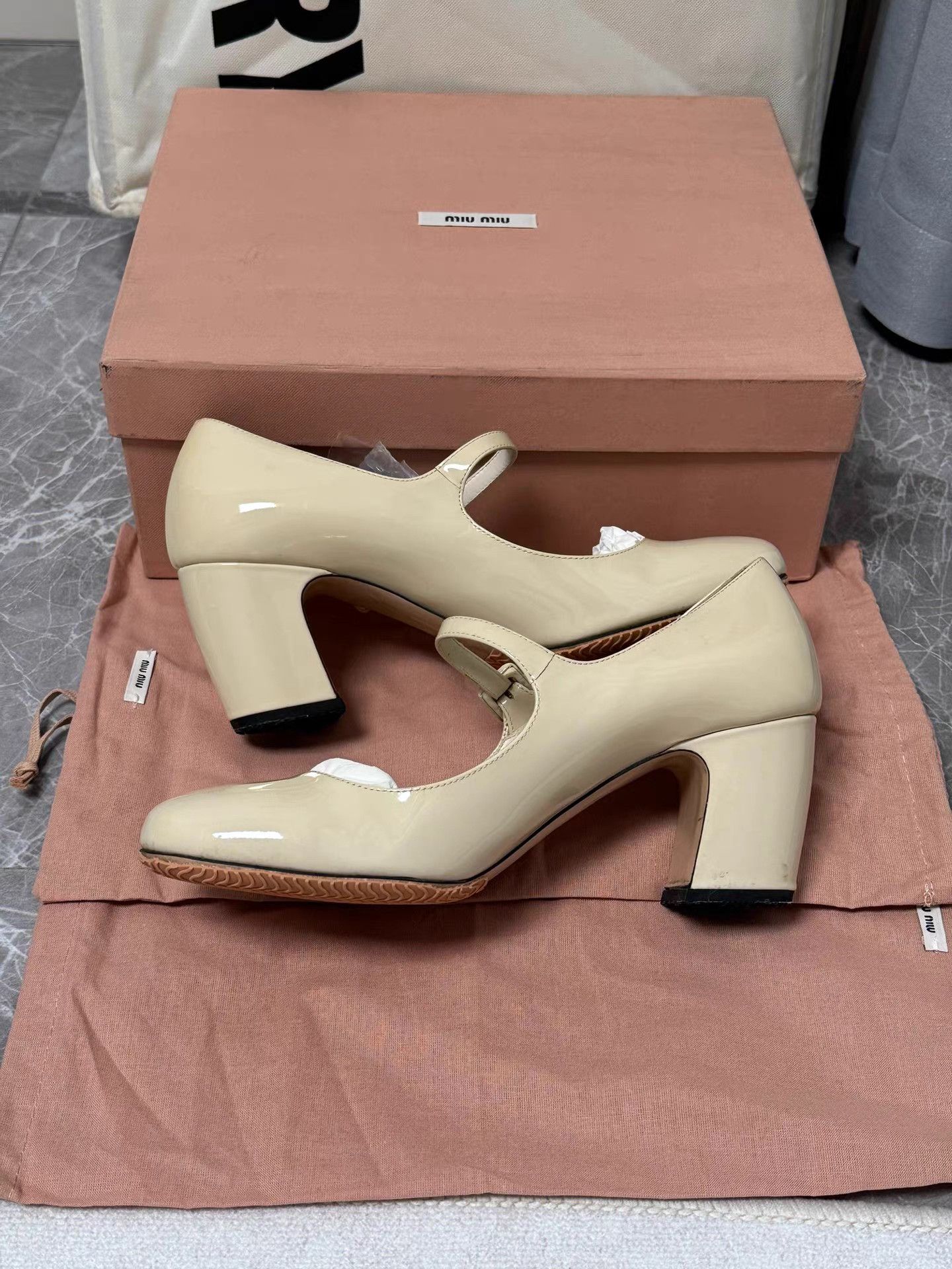 Miu Miu MiuMiu Mary Jane Heels K6 Size US 8.5 / IT 38.5 - 7 Thumbnail
