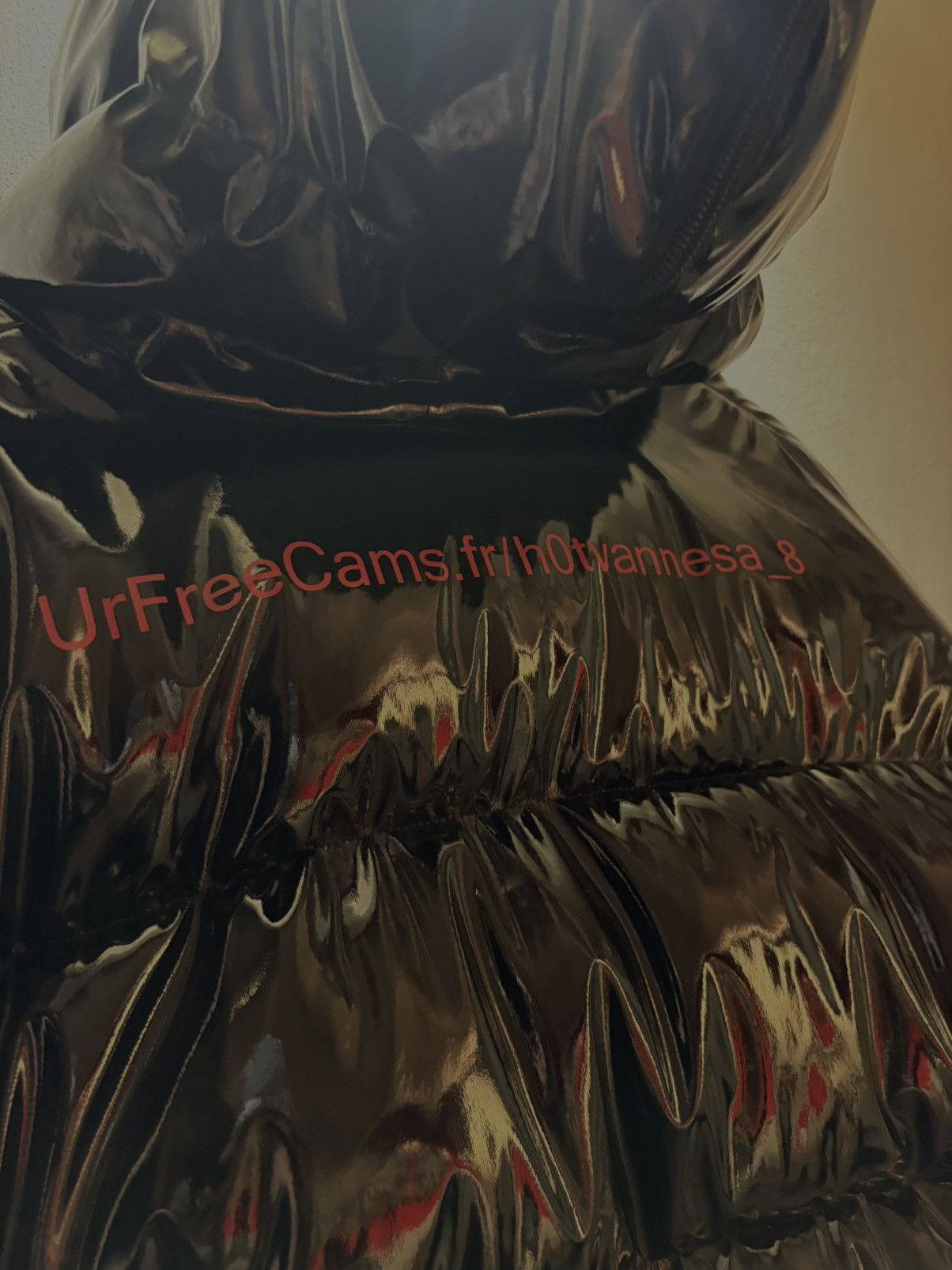 Vetements FW18 Vetements Miss Webcam Puffer Size US M / EU 48-50 / 2 - 5 Thumbnail