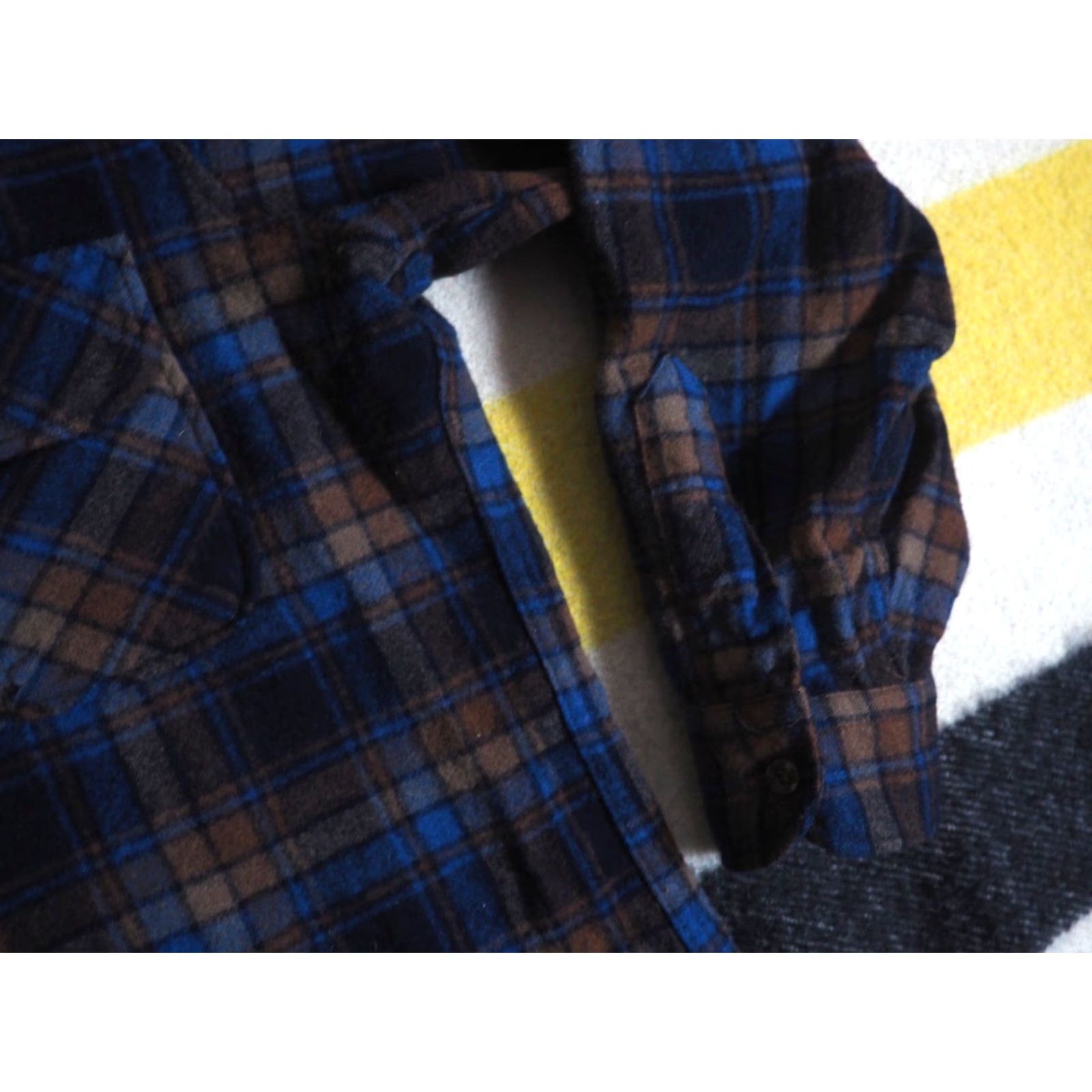 Pendleton **VTG 70s Pendleton Blue Brown Plaid Button Shirt Mens L** User: VTG 70s Pendleton Blue Brown Plaid Button Front Wool Shirt Mens L Size US L / EU 52-54 / 3 - 5 Thumbnail