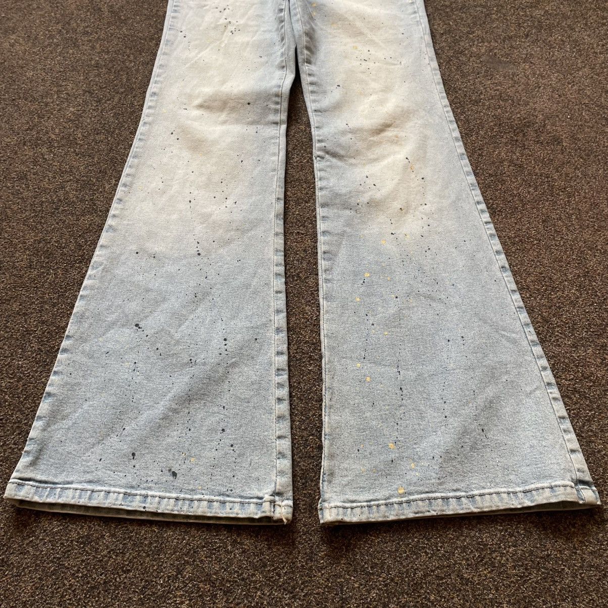 Vintage Vintage Y2K Sun Faded Distressed Flare Jeans Grunge Slim 28 Size 28" / US 6 / IT 42 - 5 Thumbnail