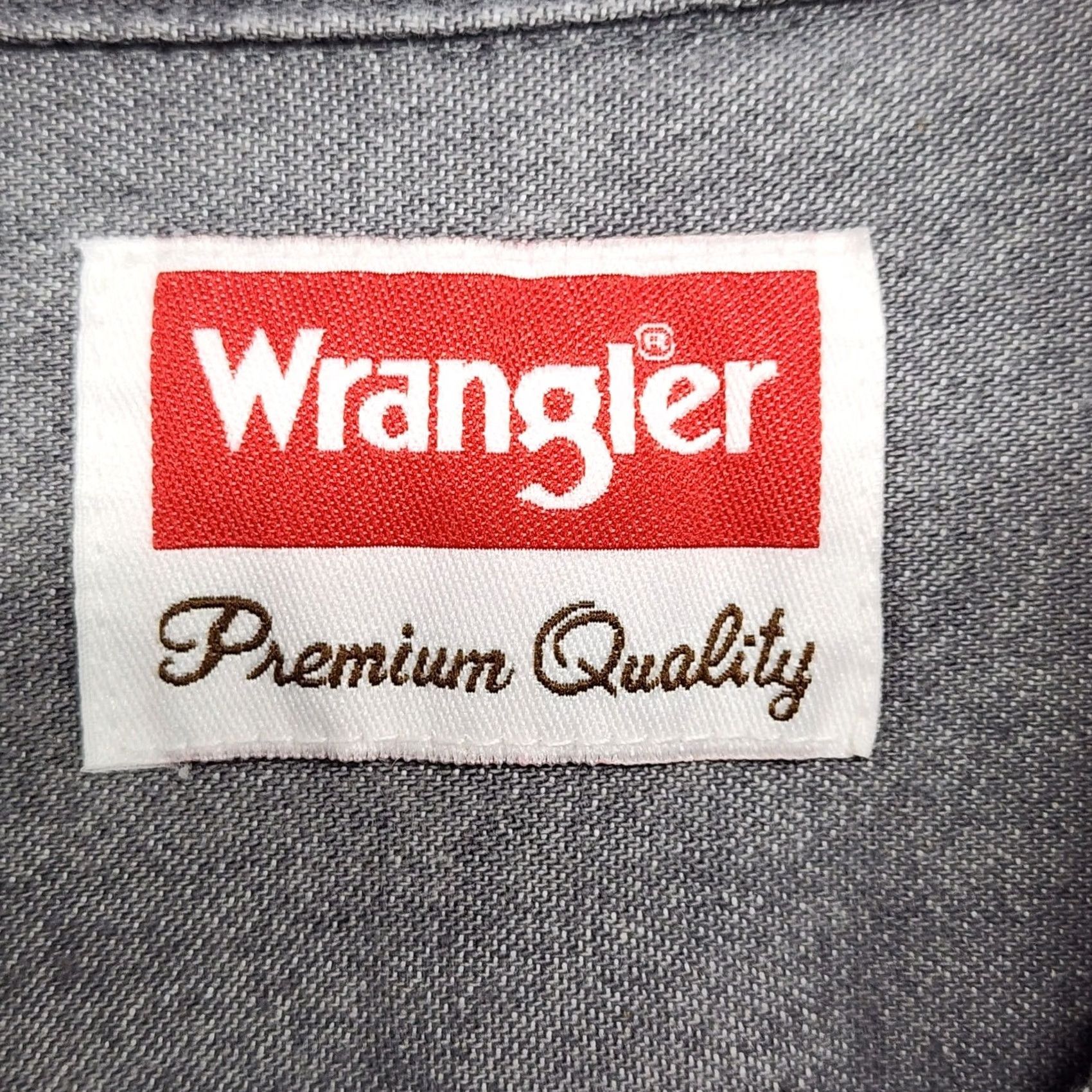 Wrangler VINTAGE Wrangler Shirt Mens Small Grey Long Sleeve Button-Up Chamois Workwear Mens Regular S Gray Button-Up Shirt Size US S / EU 44-46 / 1 - 3 Thumbnail