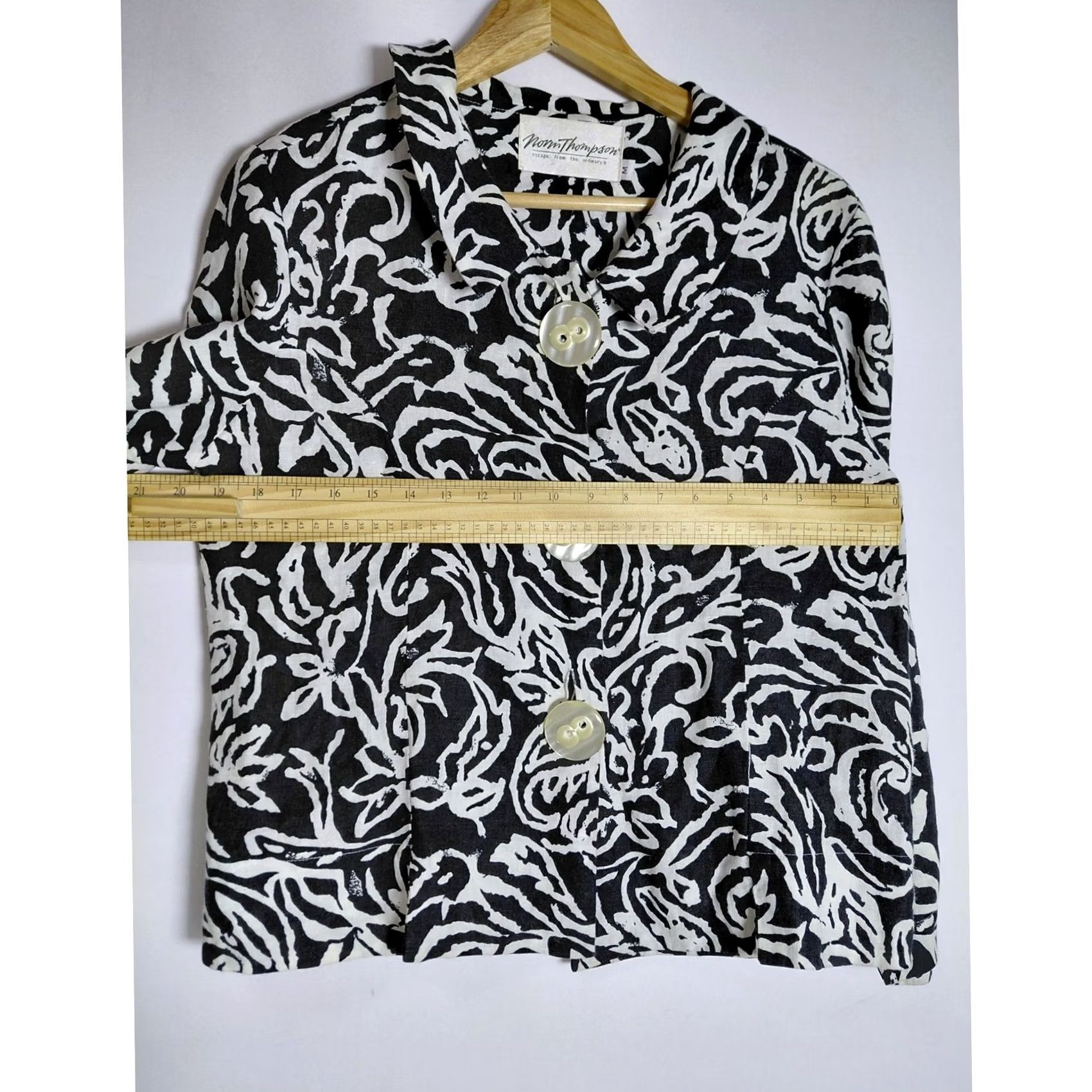Jim Thompson Norm Thompson Jacket Black White Paisley Long Sleeve 100% Linen Size M Women Size M / US 6-8 / IT 42-44 - 8 Thumbnail