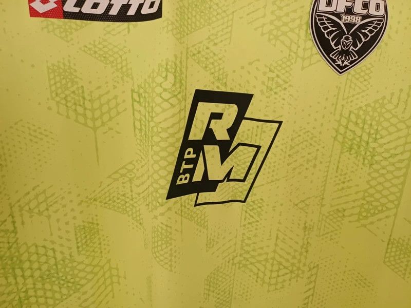 Lotto Sport Dijon FCO (Ligue 1) Lotto Football Shirt 2020/21 Season Size US M / EU 48-50 / 2 - 5 Thumbnail