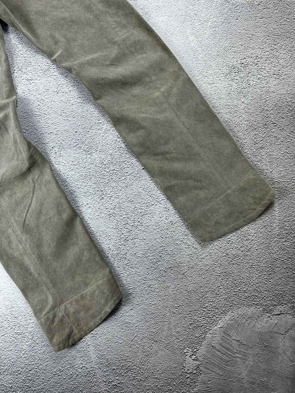 Levi's × Levi's Vintage Clothing × Vintage Vintage Levi’s Corduroy Velvet Pants Y2K Old Money Style Size 28" / US 6 / IT 42 - 8 Thumbnail