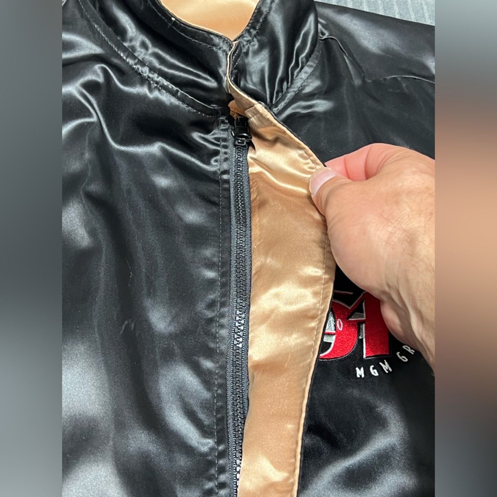Other Vintage MGM Grand Studio Reversible Satin Jacket Vegas 90s Size US M / EU 48-50 / 2 - 6 Thumbnail