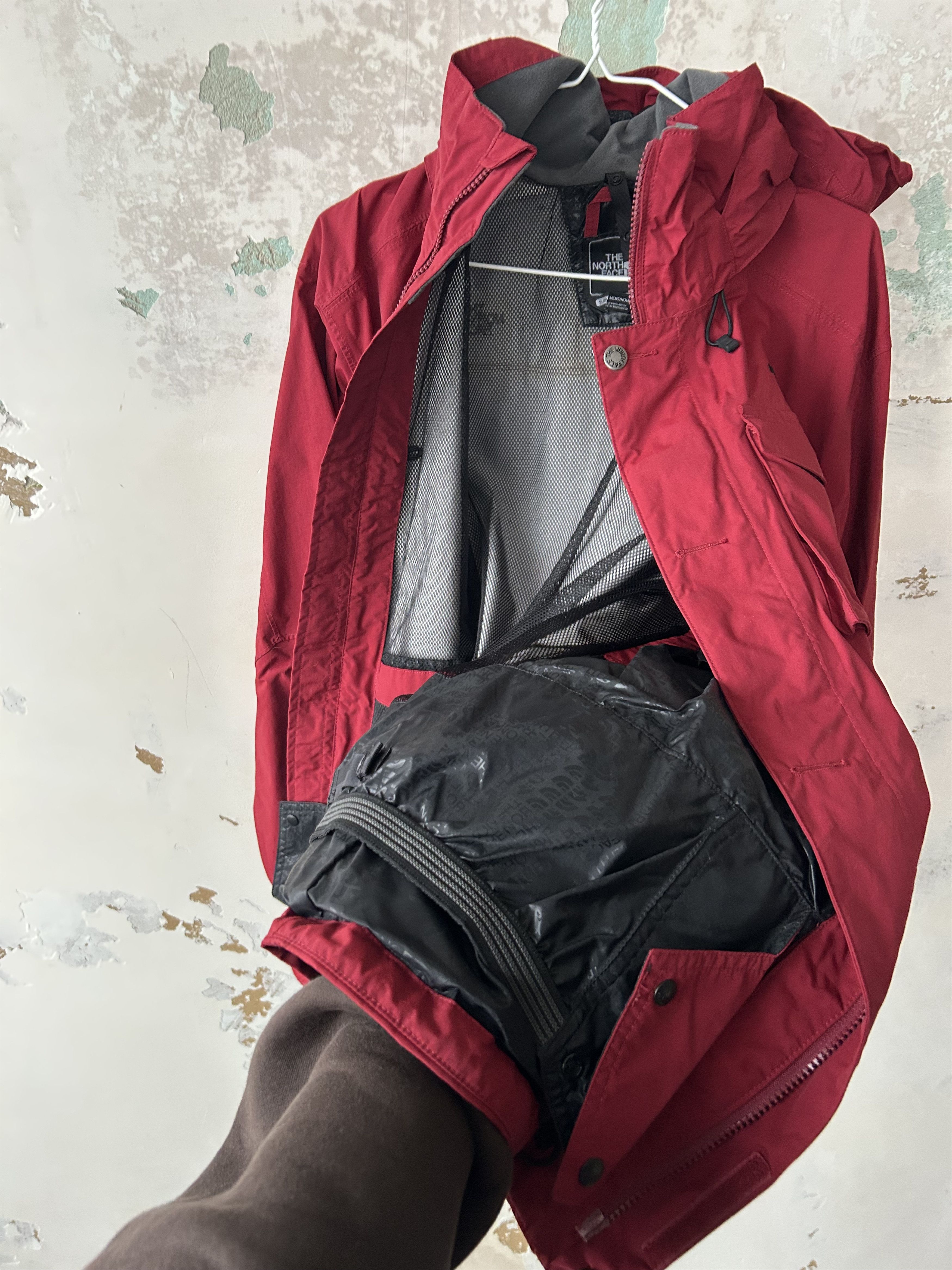 The North Face The North Face jacket gore-TEX Distressed Size US S / EU 44-46 / 1 - 7 Thumbnail