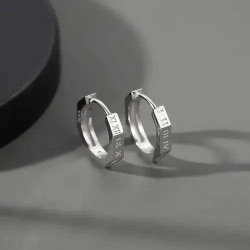 Jewelry Silver Hoop Earrings Size ONE SIZE - 1 Thumbnail