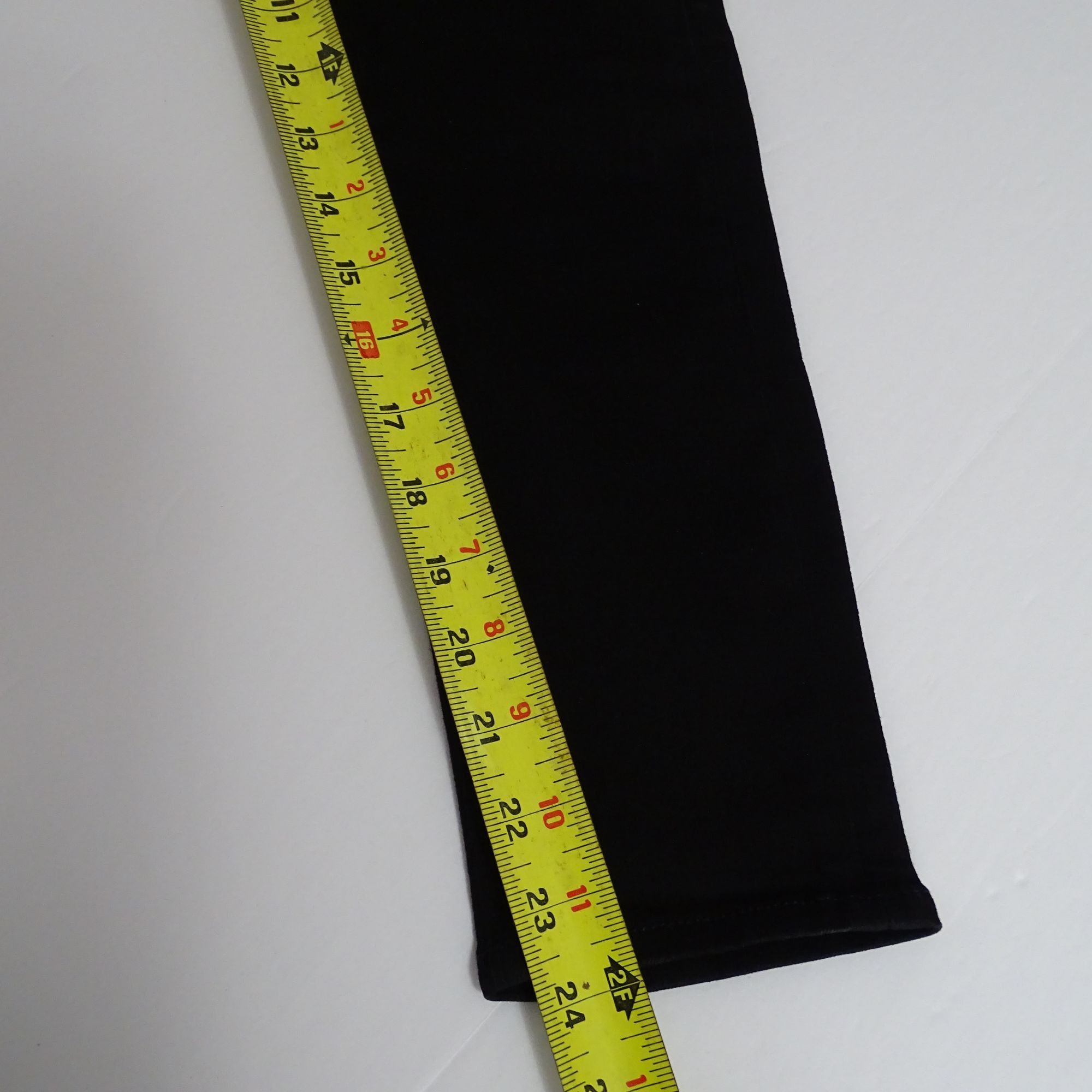 Loft Ann Taylor Loft Black The Skinny Jeans Women Size 26 2 Zippe Size 26" / US 2 / IT 38 - 11 Thumbnail