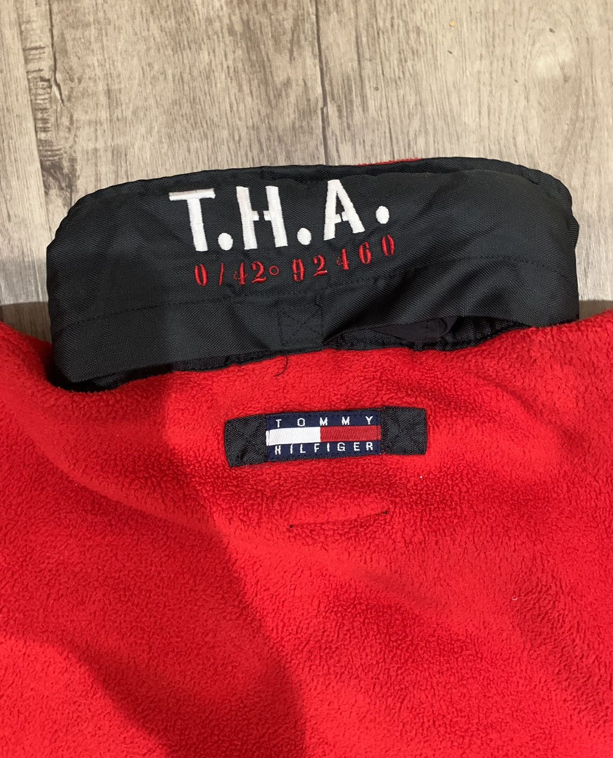 Tommy Hilfiger × Vintage 90s Red T.H.A. Tommy Hilfiger Fleece 1/4 zip up Size US L / EU 52-54 / 3 - 5 Thumbnail