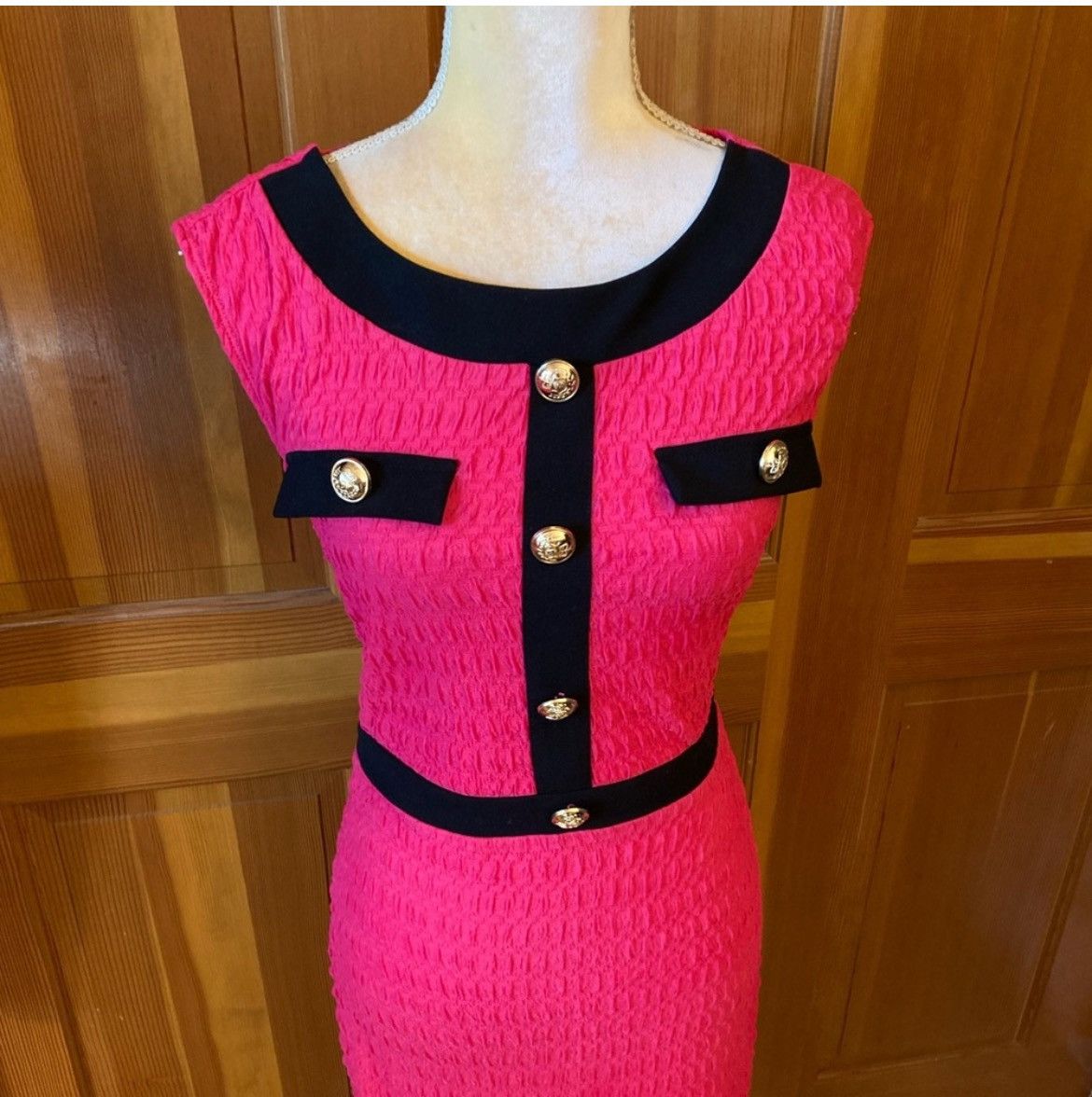 Designer × Other NWT, Lavishly Paris Women’s Hot Pink Button Decor Dress Size M / US 6-8 / IT 42-44 - 4 Thumbnail