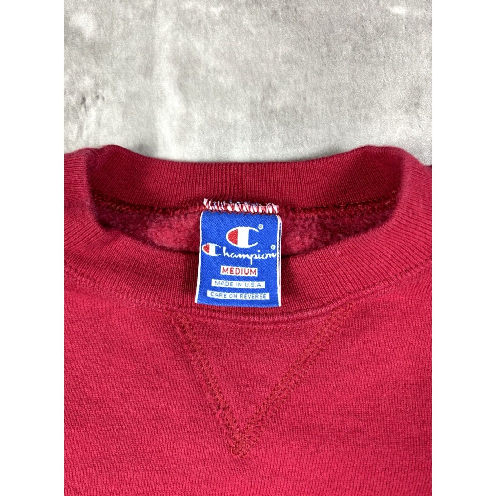 Champion VINTAGE Red Champion Pullover Sweatshirt size S Embroidered 80s USA Mens Size US S / EU 44-46 / 1 - 3 Thumbnail