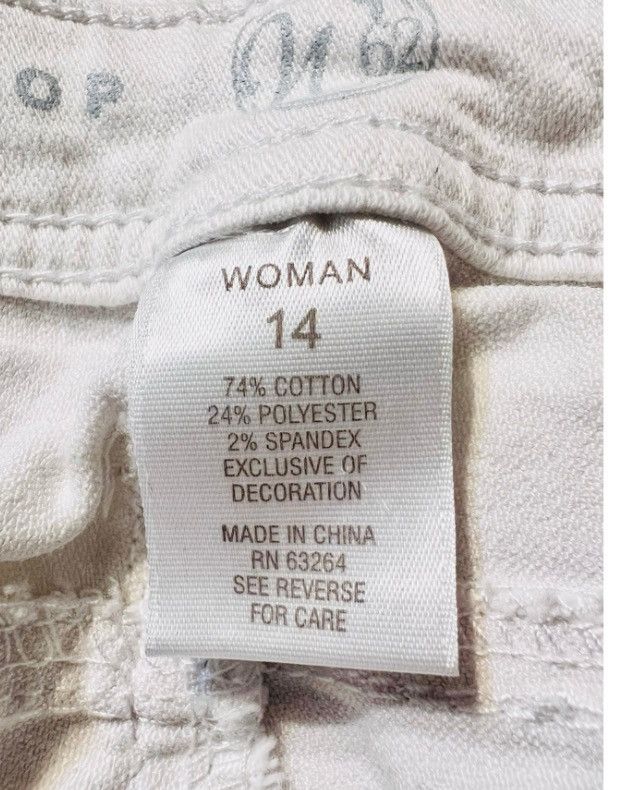 Other W62 Woman Signature Fit Relaxed Crop White Jeans – Size 14 Size 36" / US 14 / IT 50 - 4 Thumbnail