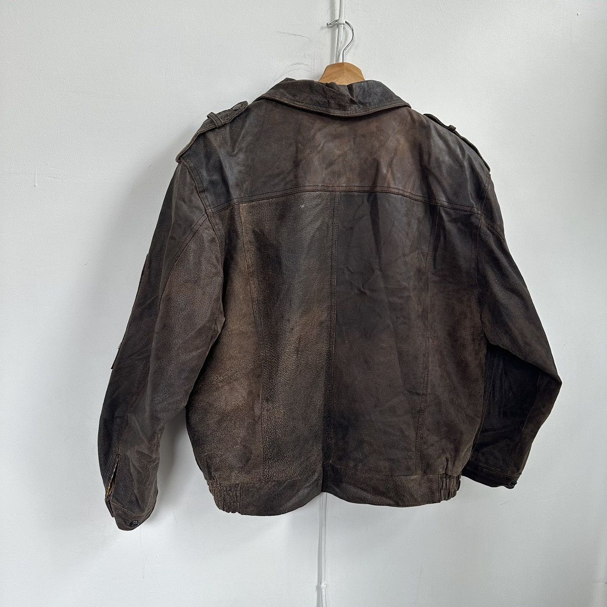 Vintage Vintage Brown Leather Jacket Travis Scott Size US M / EU 48-50 / 2 - 11 Thumbnail
