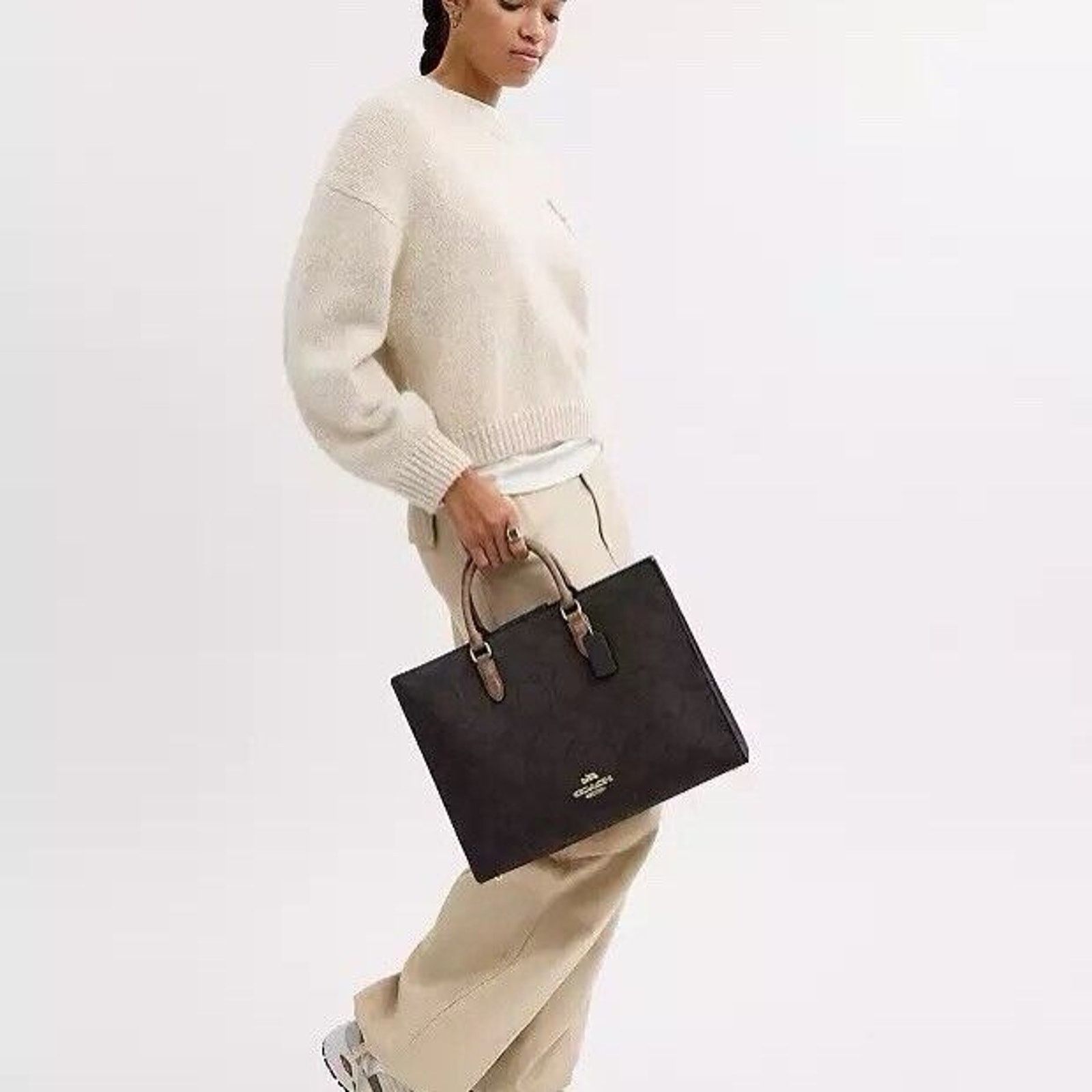 Coach NWT Coach Maggie Tote Bag In Blocked Signature Canvas CY677 Size ONE SIZE - 9 Thumbnail