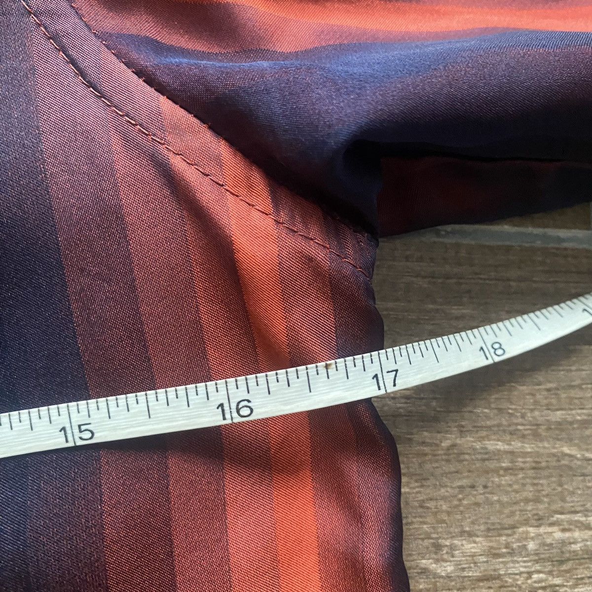 Gucci F/W 1997 Gucci by Tom Ford Runway Red Ombré Stripe Silk Size S / US 4 / IT 40 - 12 Thumbnail