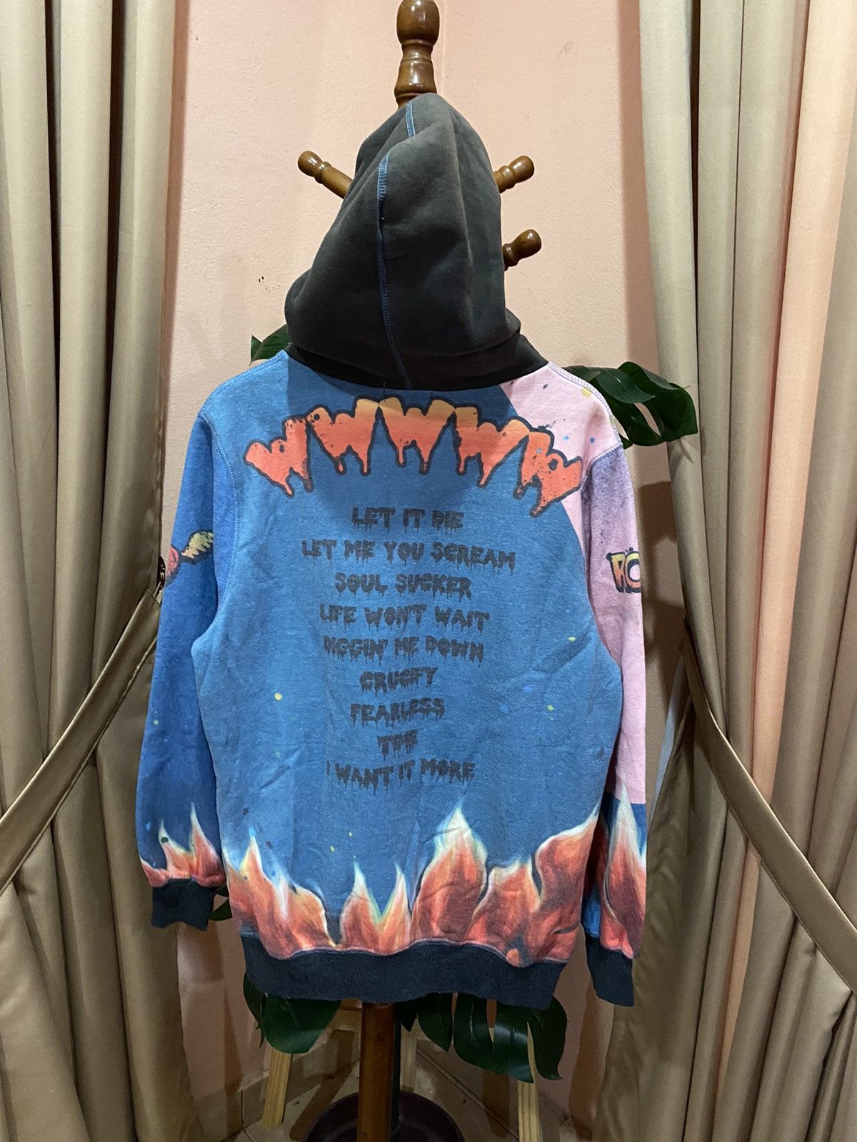 Band Tees VINTAGE CRAZY ORIGINALE PAUL STANLEY OZZY OSBOURNE HOODIE Size US L / EU 52-54 / 3 - 9 Thumbnail