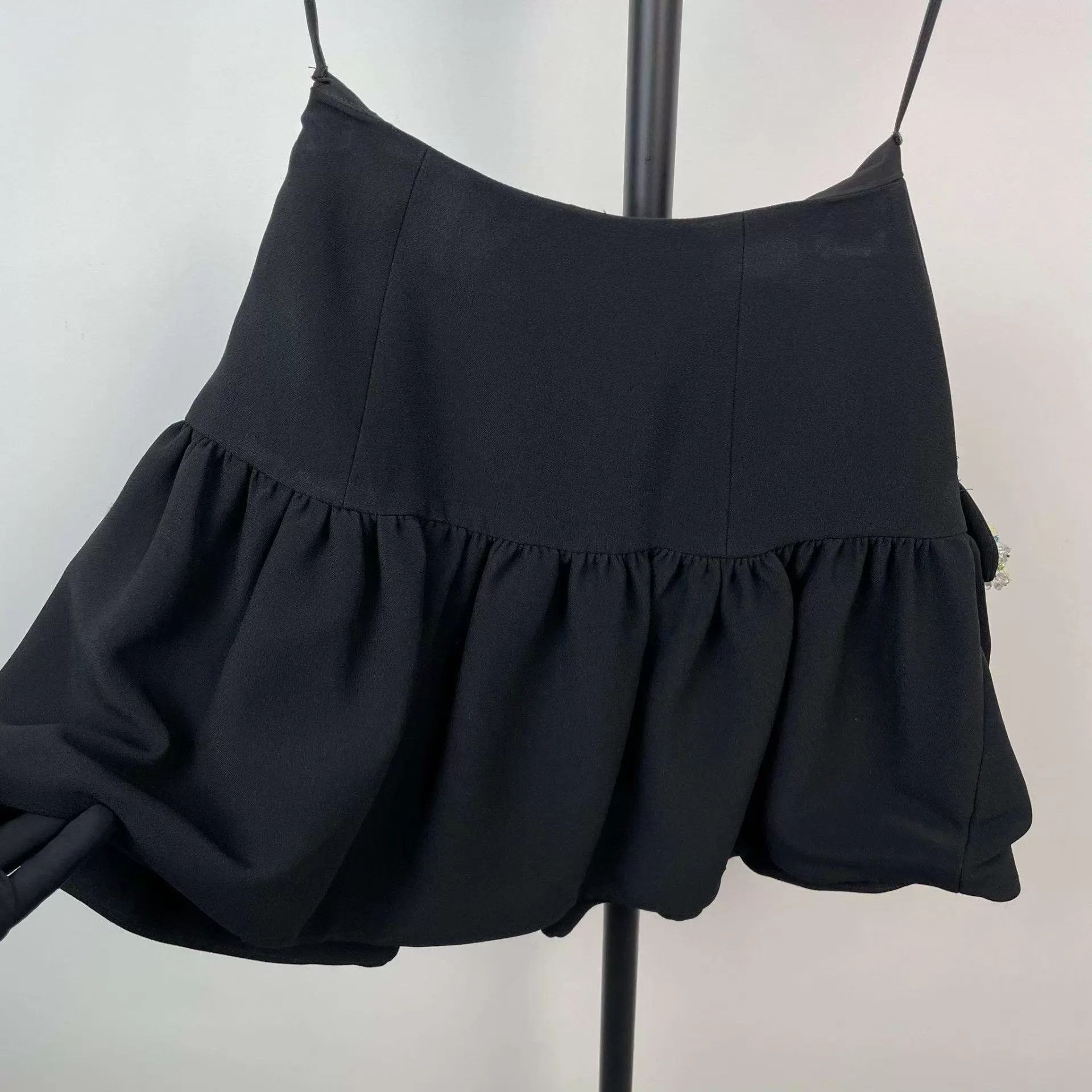 Miu Miu MIU MIU Black Green Floral Sequin Skort Size 25" / US 0 / IT 36 - 7 Thumbnail
