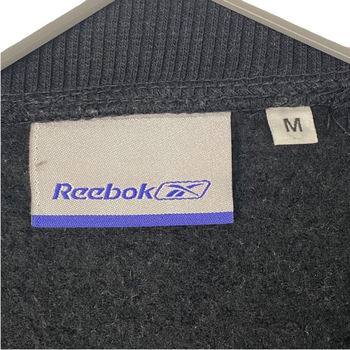 Vintage Vintage Reebok Sweatshirt Crewneck Black Small Logo Size M Size US M / EU 48-50 / 2 - 6 Thumbnail