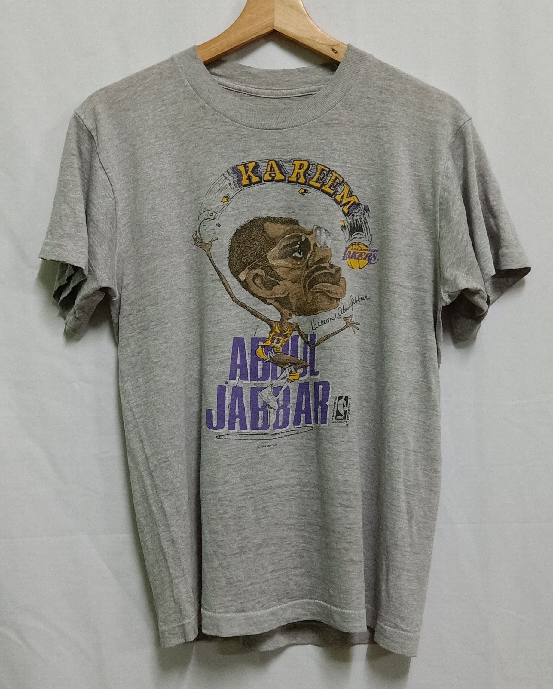 NBA × Vintage Vintage 1980s Kareem Abdul Jabbar Lakers Caricature Tee Size US M / EU 48-50 / 2 - 7 Thumbnail