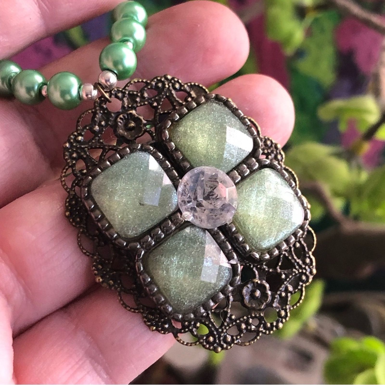 Handmade Handcrafted repurpose speckle green glass Pearl necklace Size ONE SIZE - 2 Thumbnail