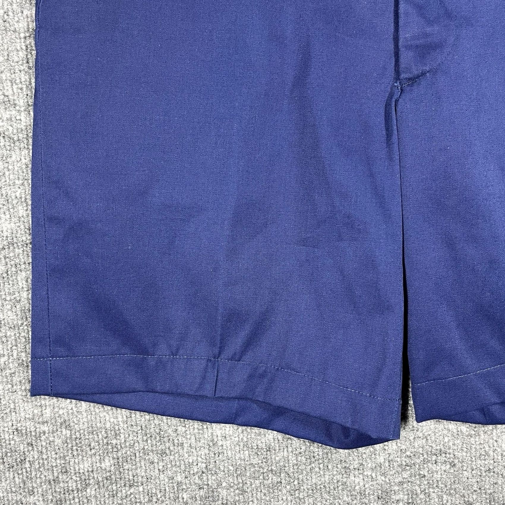 Vintage VINTAGE Coast Guard Shorts Mens Sz 33 USCG Creighton Vietnam Navy Blue Chino 60s 70s USA Mens Size US 33 - 3 Thumbnail