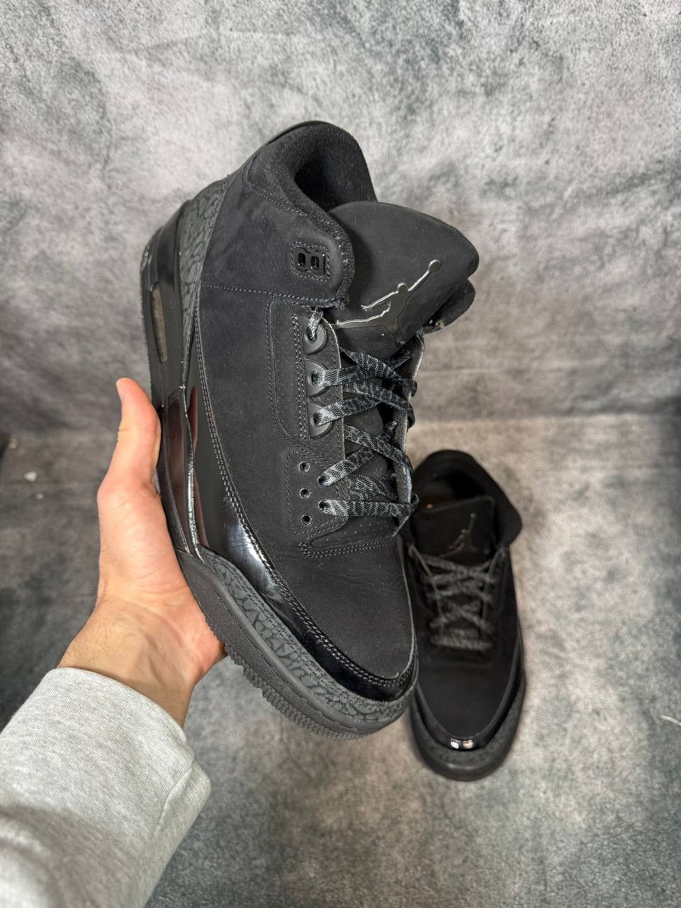 Jordan Brand Size 13 | Jordan 3 Black Cat No Box | Pre-Owned Size US 13 / EU 46 - 1 Thumbnail