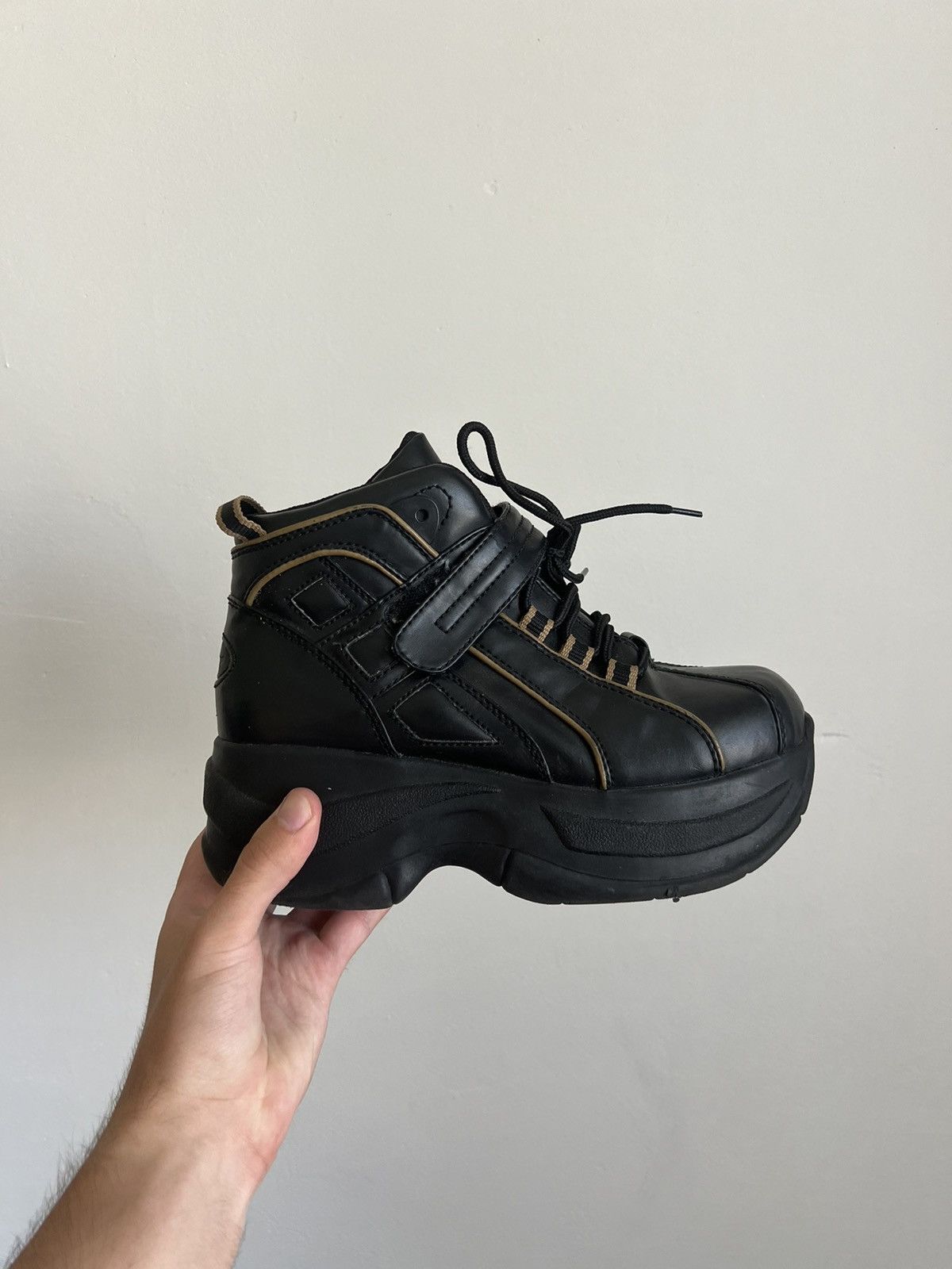 Criss Cross industrial platform high boots punk y2k women
