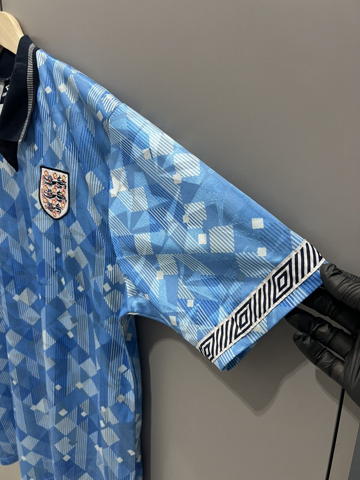 Umbro England Third Shirt 1990-1992 Umbro Size XL RARE Size US XL / EU 56 / 4 - 6 Thumbnail