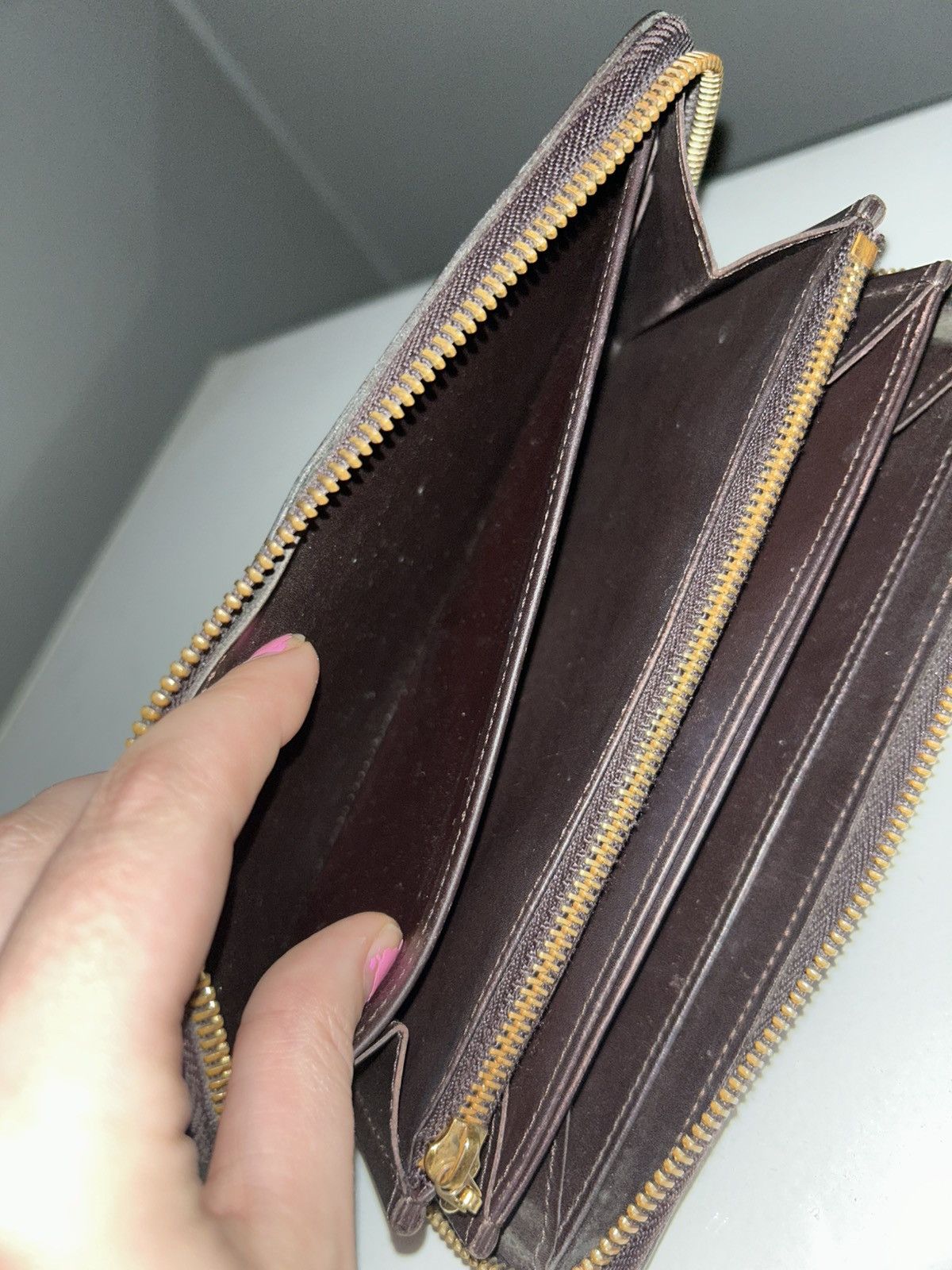 Louis Vuitton Louis Vuitton Monogram Amarante Vernis Zippy Wallet CA4130 Size ONE SIZE - 11 Thumbnail