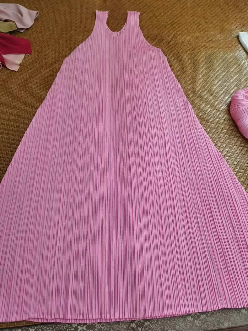 Issey Miyake Issey Miyake size:2 Pink pleated dress Size XS / US 0-2 / IT 36-38 - 2 Thumbnail