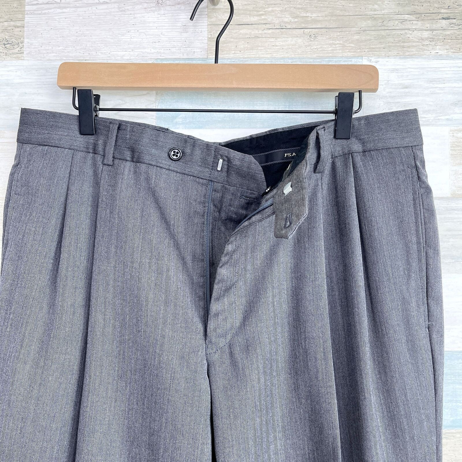 Jos. A. Bank Jos A Bank Signature Suit Gray Herringbone 40S Size 40S - 10 Thumbnail