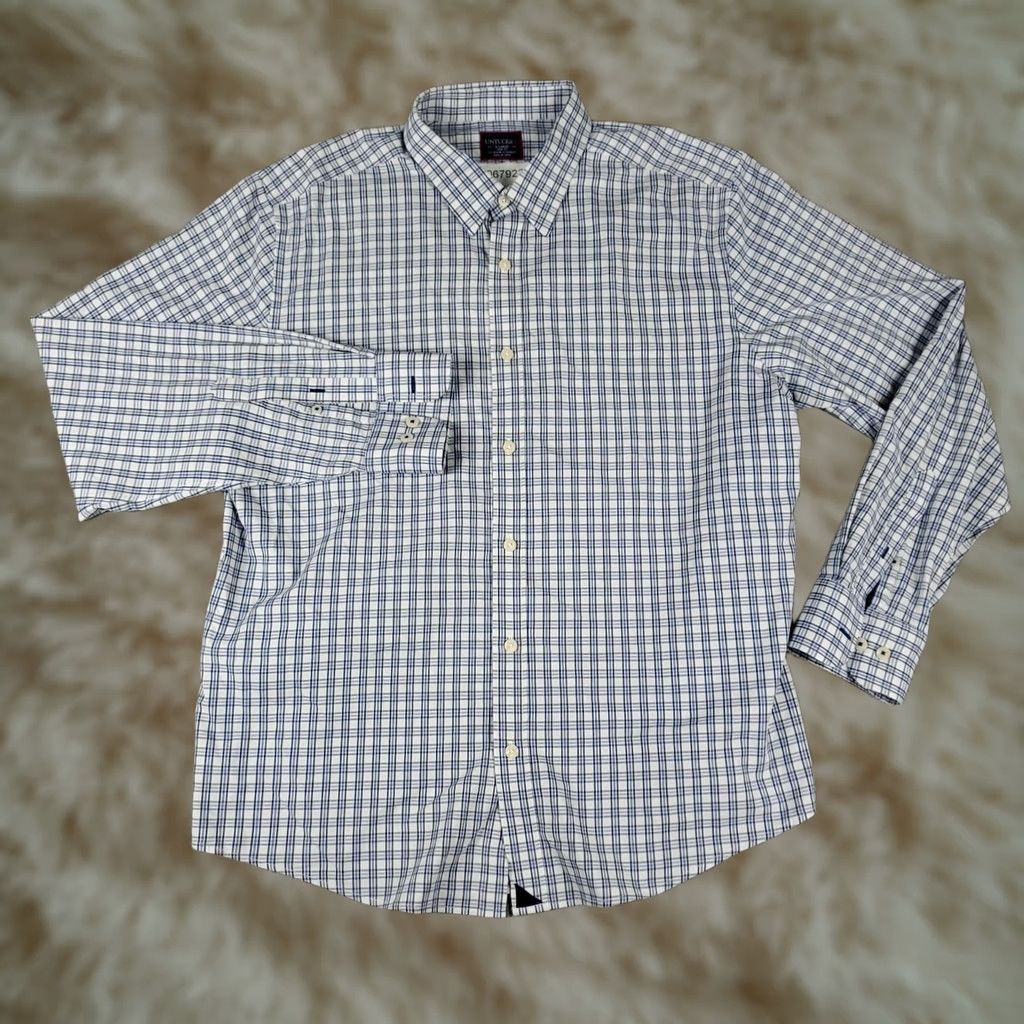 UNTUCKit UNTUCKit Shirt Mens XL Blue Plaid Nylon Stretch Button Up Long Sleeve Size US XL / EU 56 / 4 - 1 Thumbnail