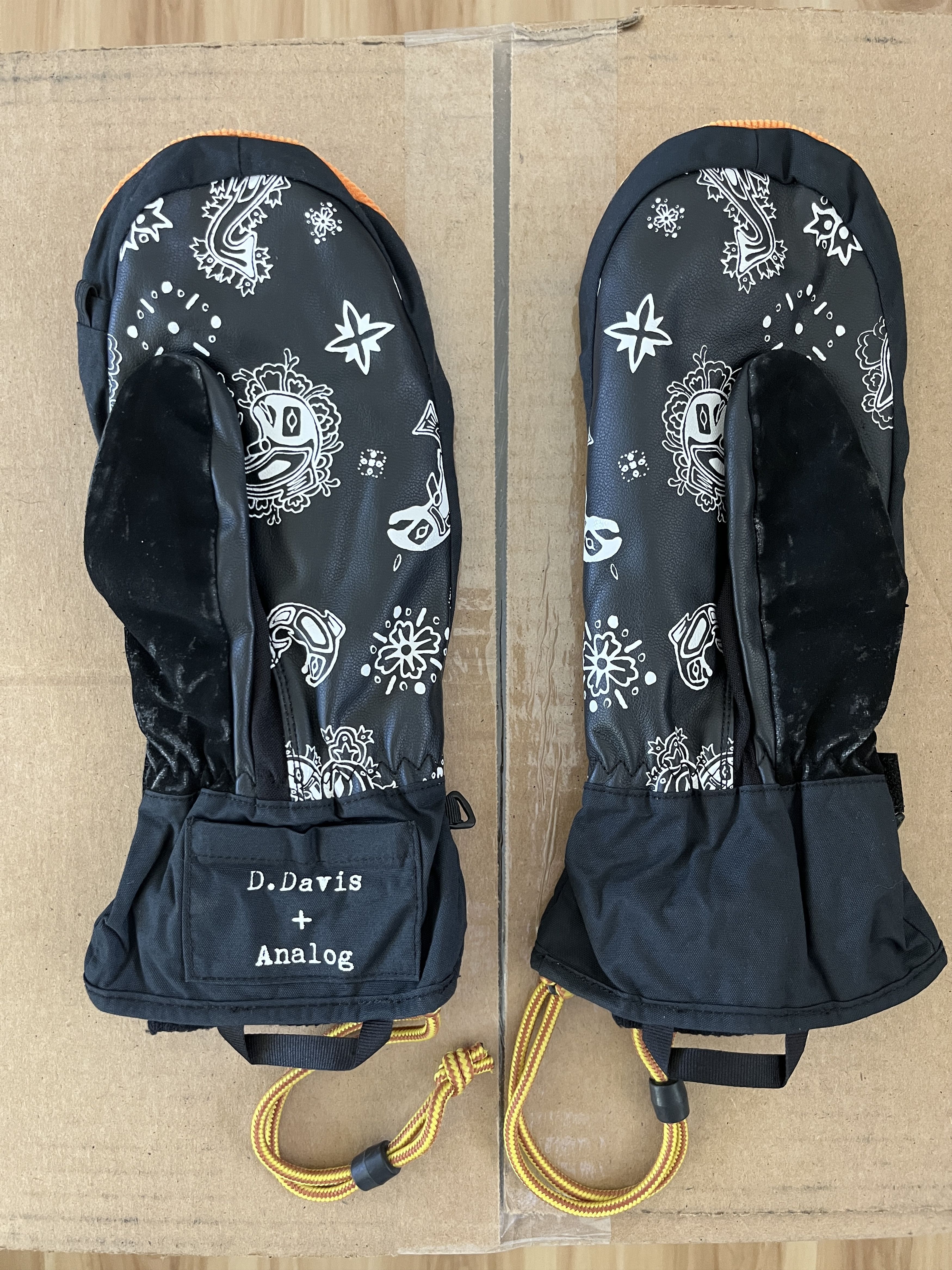 Analog Analog/Burton Danny Davis "Alder" Mittens Size Large Size 36 - 2 Thumbnail