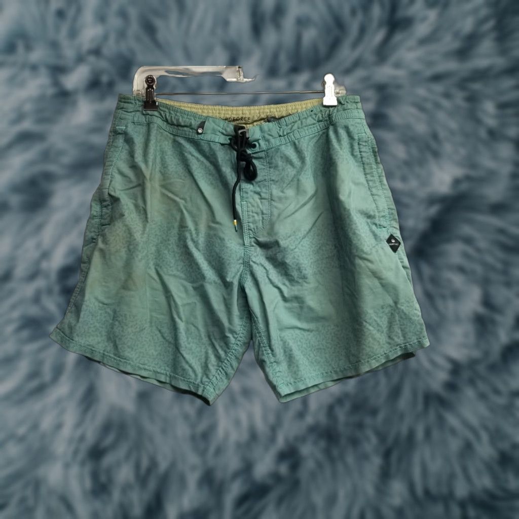 Vintage Liquid Force Mens Board Shorts Bottom 30 Green Pockets Quick Dry Beach Surfing Recreational 100% Polyester Regular Swim Trunks Stains Size US 30 / EU 46 - 1 Thumbnail