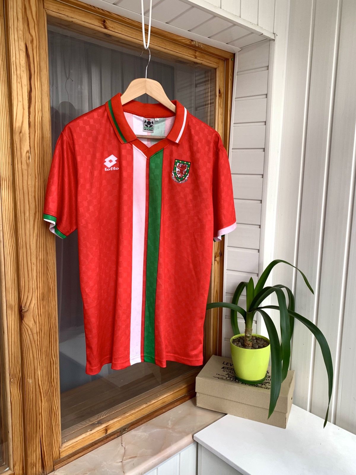 Lotto Sport Lotto Wales 1996 National Team Vintage Home Jersey Size L Size US L / EU 52-54 / 3 - 1 Thumbnail