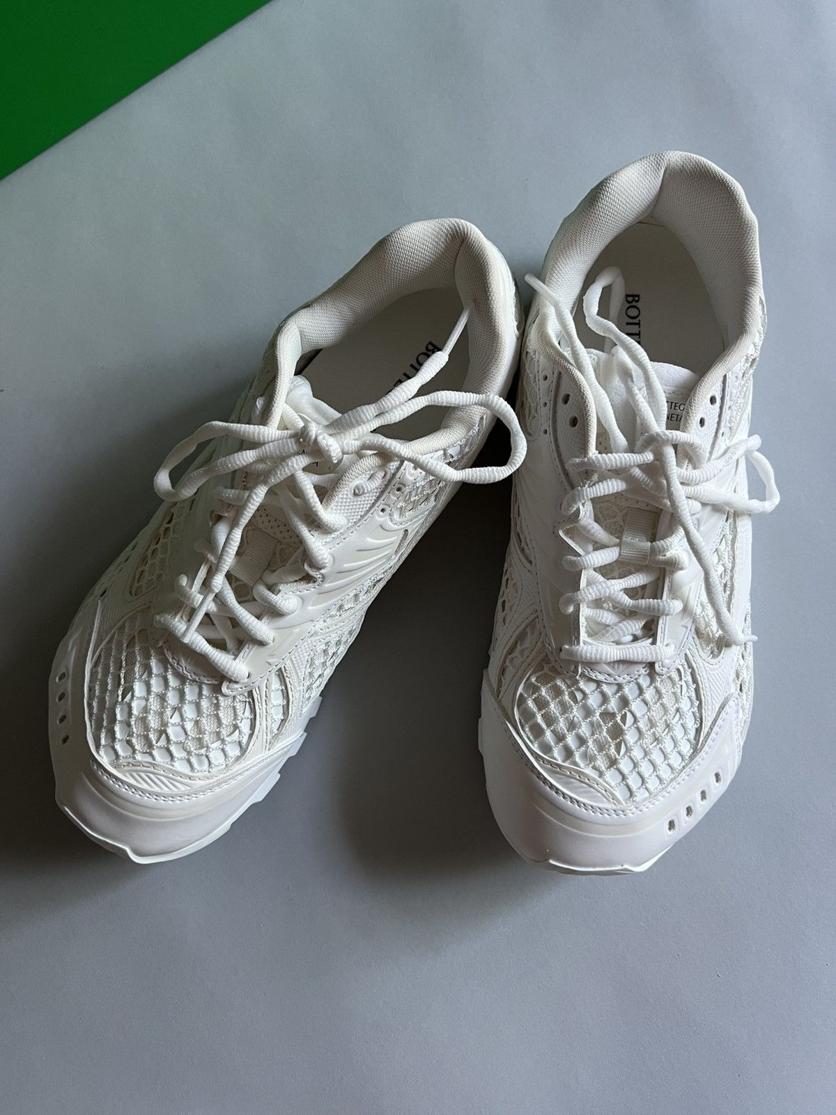 Bottega Veneta Orbit Suede Sneakers in white Size US 7 / IT 37 - 8 Thumbnail