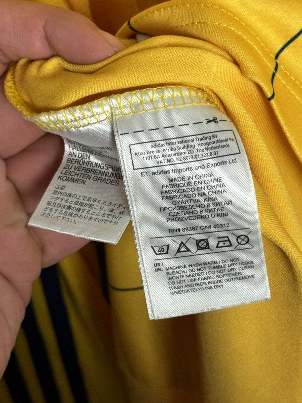 Adidas Metalist Kharkiv 14/15 Home Football Long Sleeve Jersey Size US S / EU 44-46 / 1 - 9 Thumbnail