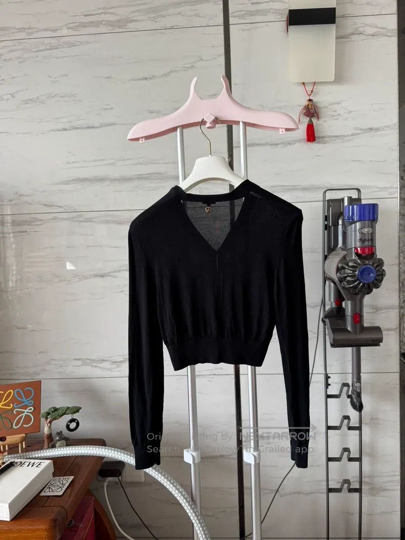 Loewe Loewe SS22 V-Neck Knitted Shirt Outerwear Size S / US 4 / IT 40 - 2 Thumbnail