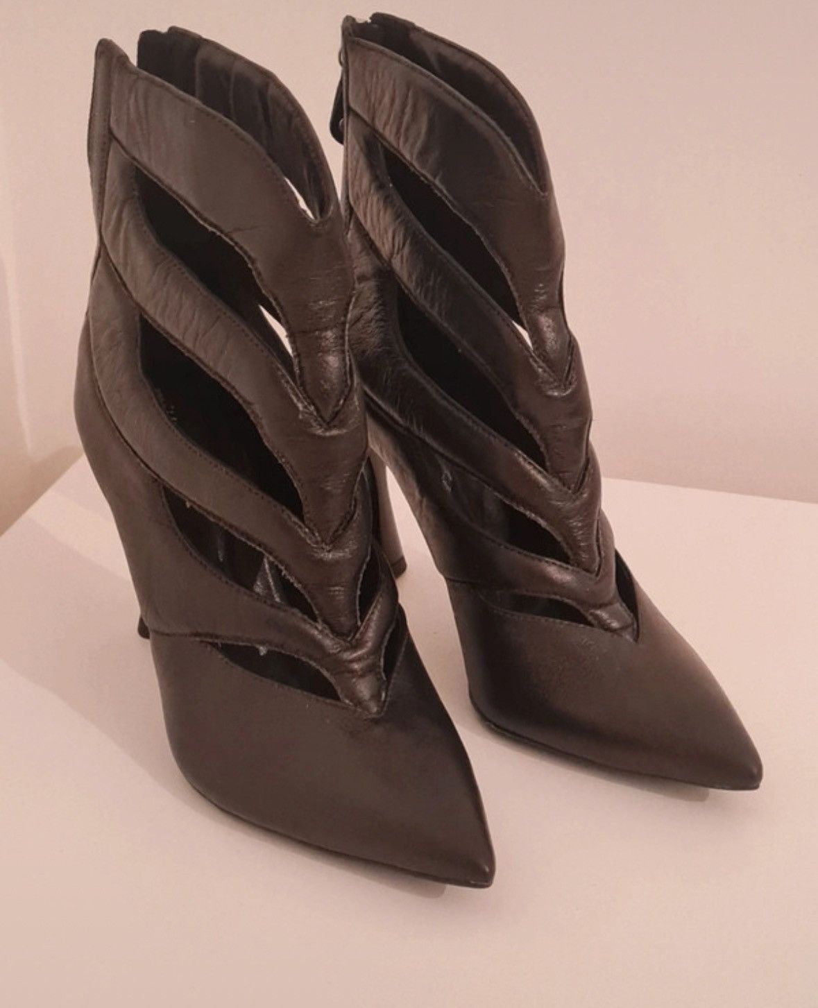 Other Black leather goth ankle boots pointed toe 37 Size US 6 / IT 36 - 2 Thumbnail