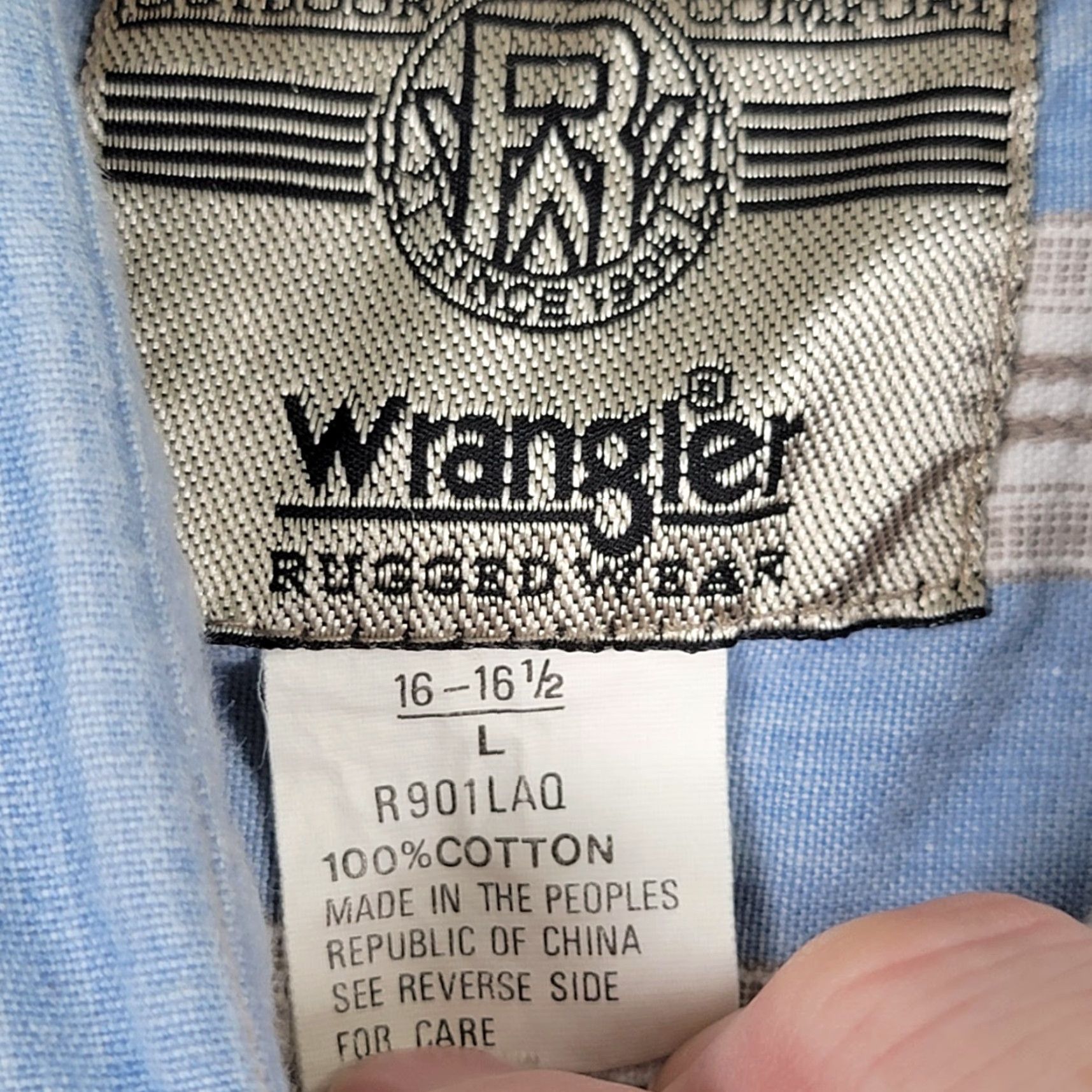 Wrangler Wrangler Shirt Mens Blue White Striped Long Sleeve Button Down Collared Large Casual Cowboy Pockets Size US L / EU 52-54 / 3 - 4 Thumbnail