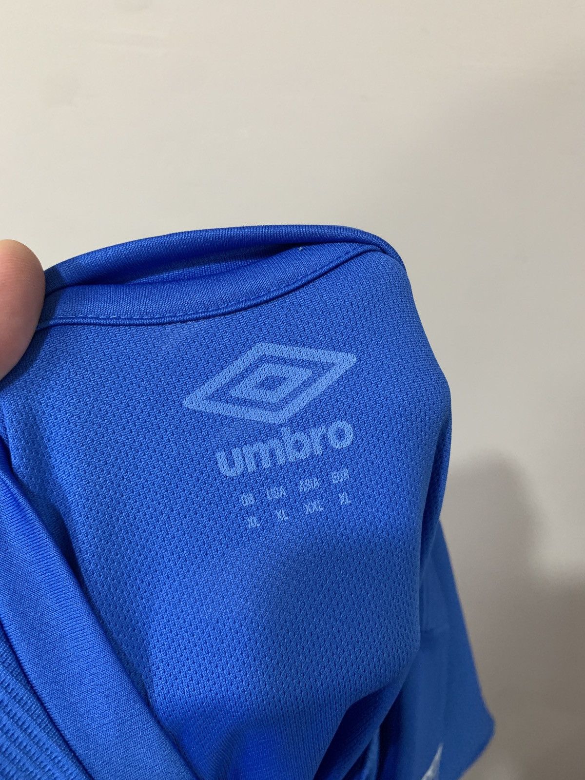 Umbro West Ham United Training Football Jersey Soccer Umbro Shirt Size US XL / EU 56 / 4 - 7 Thumbnail