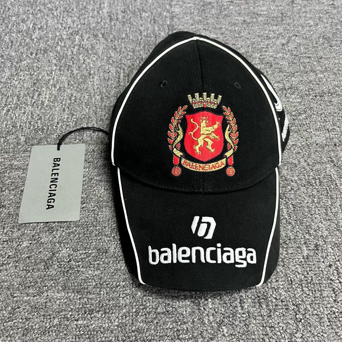 Balenciaga Balenciaga Black Letter Logo Baseball Cap Size ONE SIZE - 1 Preview