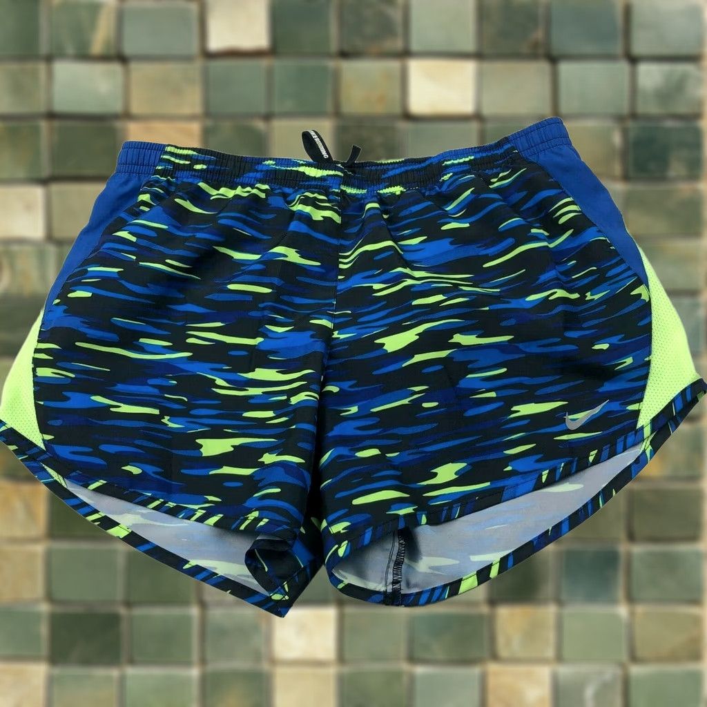 Nike Nike Dri-FIT Womens Shorts Walking Exercise Athletic 28W Small Tag Size S Blue Geometric 10in Inseam EUC Shoes Activewear Mens Girls Womens Size 28" / US 6 / IT 42 - 1 Thumbnail