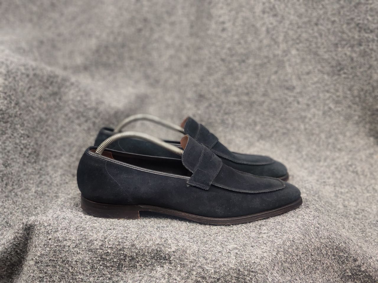 George Cleverley George Cleverley HandMad suede Leather Classic penny Loafers Size US 11 / EU 44 - 1 Thumbnail