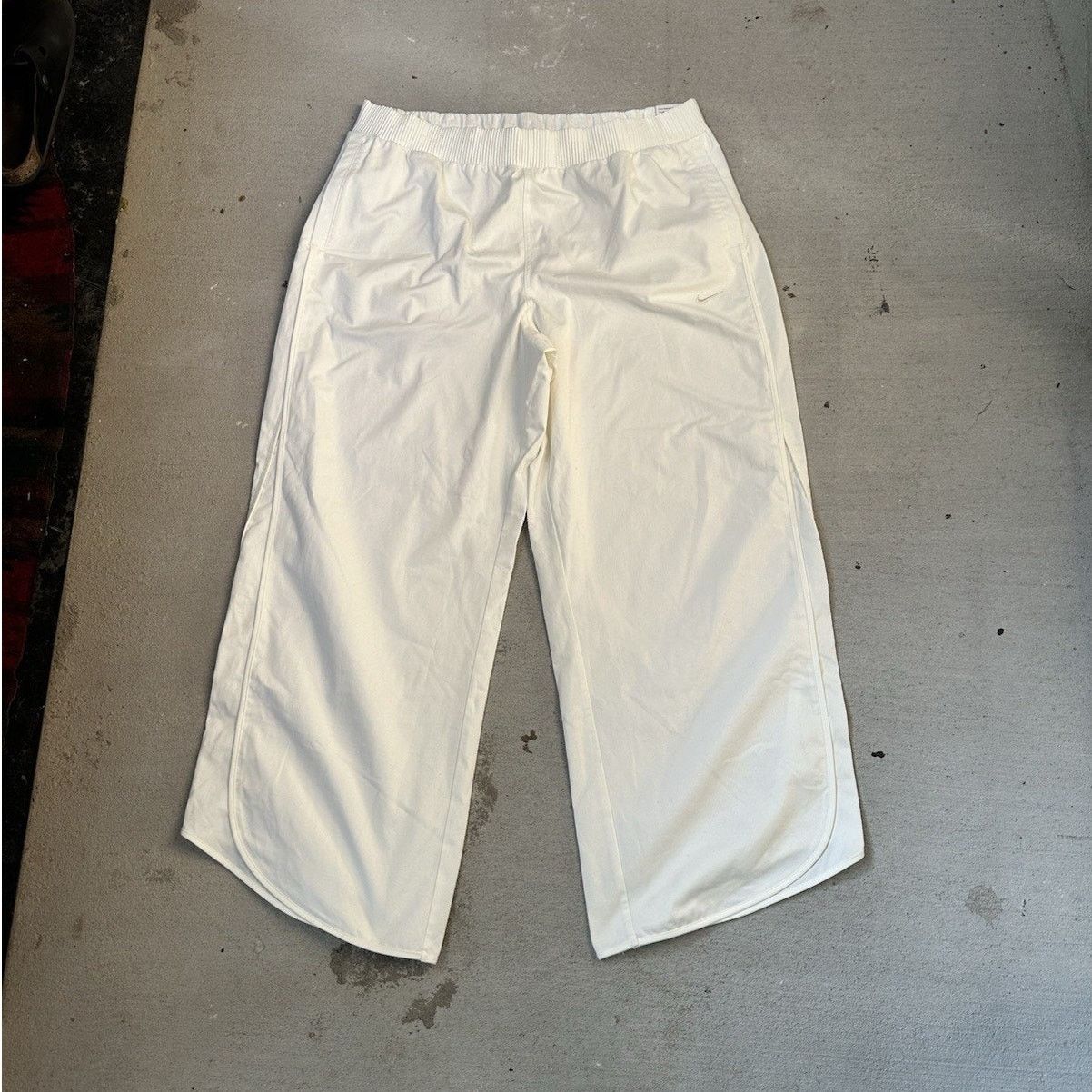 Nike Nike Sportswear Women's Mid-Rise Twill Bottoms Size XL Size 34" / US 12 / IT 48 - 2 Thumbnail