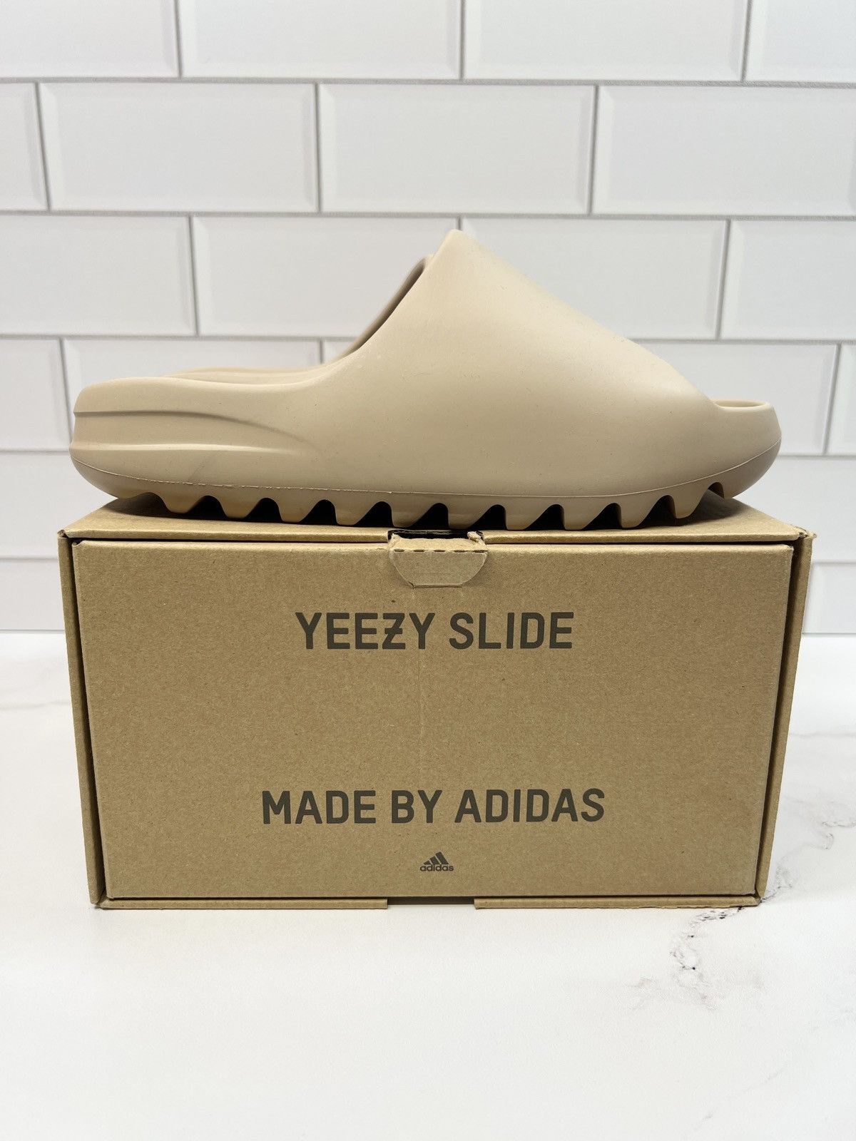 Adidas Adidas Yeezy Boost Slides Slide Sandals Slippers Size US 7.5 / IT 37.5 - 6 Thumbnail